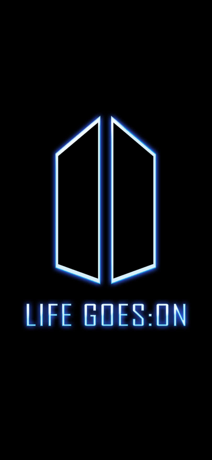  壁紙 — 一個發光藍色霓虹BTS標誌，上面有文字life goes on，背景為純黑色。