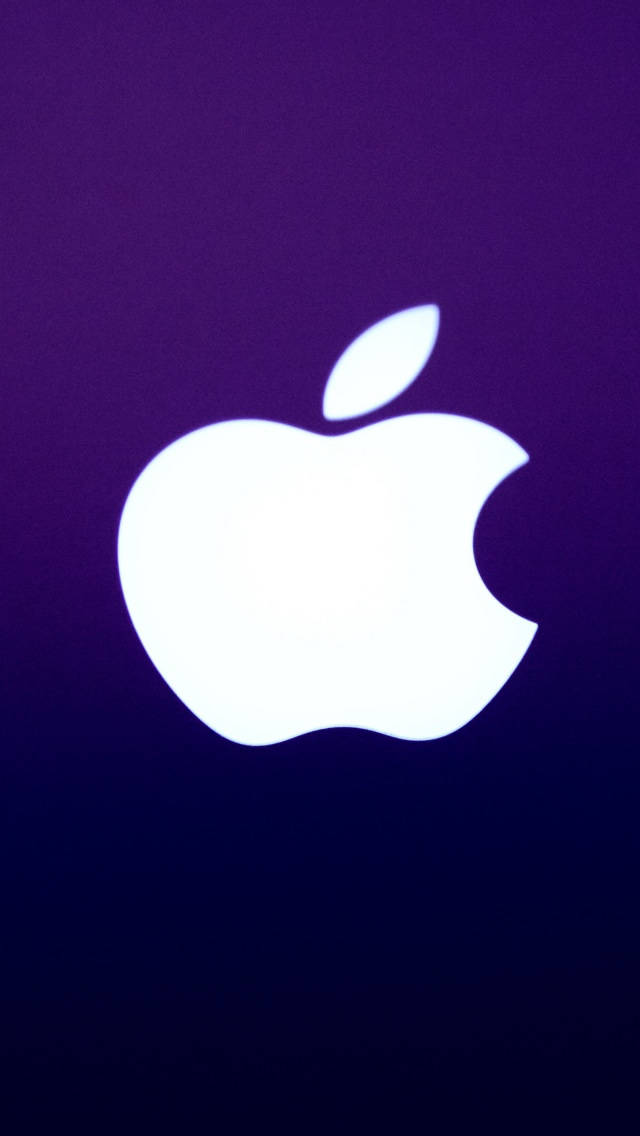 白色Apple標誌在紫色漸變背景上 — 3D 壁紙