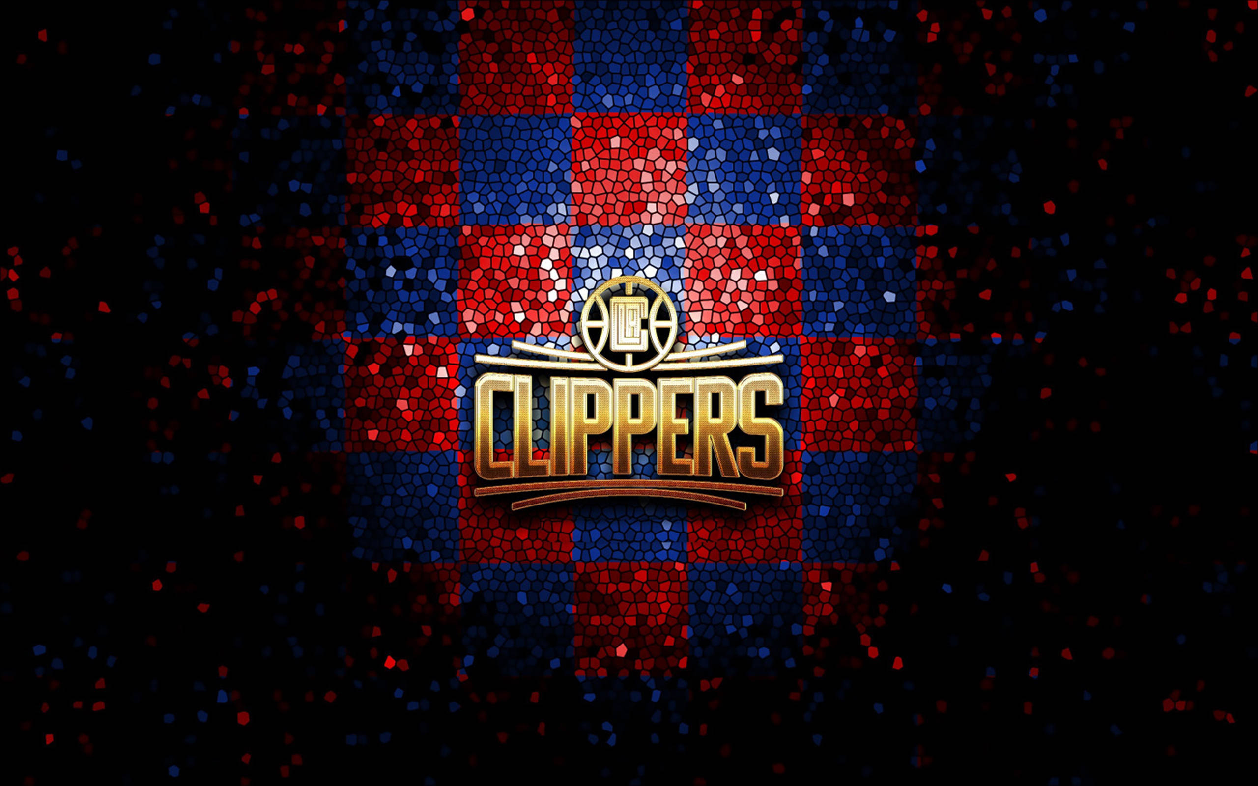 Clippers 桌布 壁紙 — Golden Clippers 標誌居中於紅藍格子馬賽克背景上，帶有閃爍的閃粉效果。