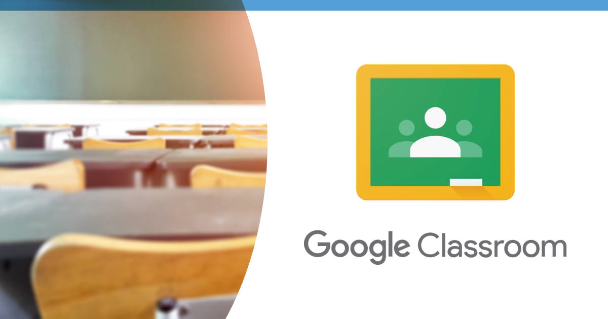 學校 桌布 壁紙 — Google Classroom 標誌顯示在模糊的教室背景上，配有木製桌椅。