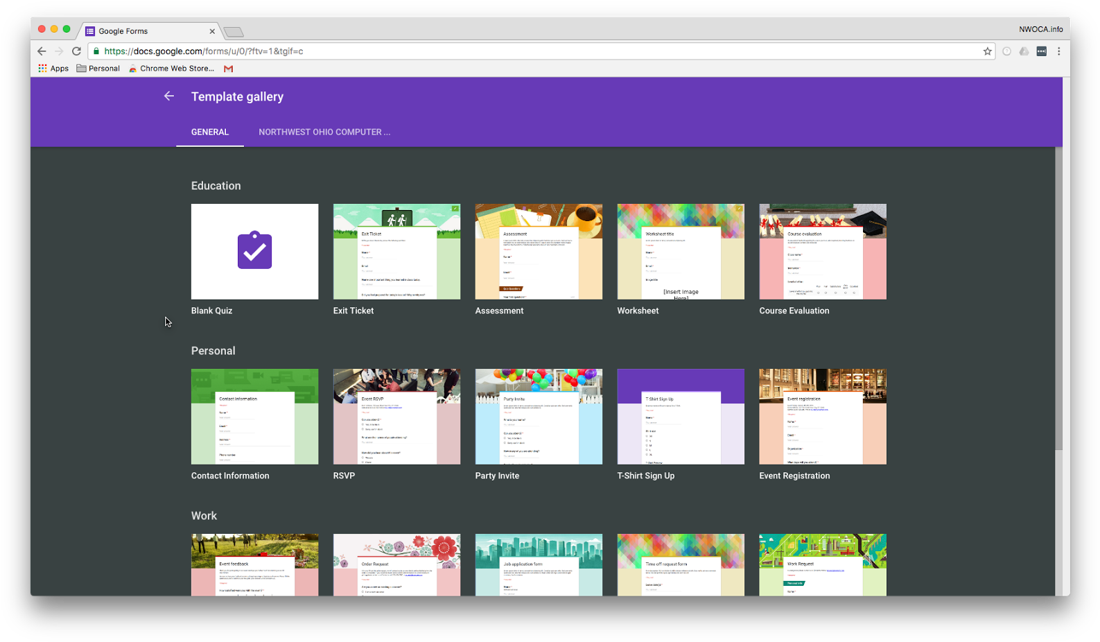 Google Forms 桌布 壁紙 — Google Forms 範本庫顯示在電腦螢幕上，包含各種教育及個人表單範本。