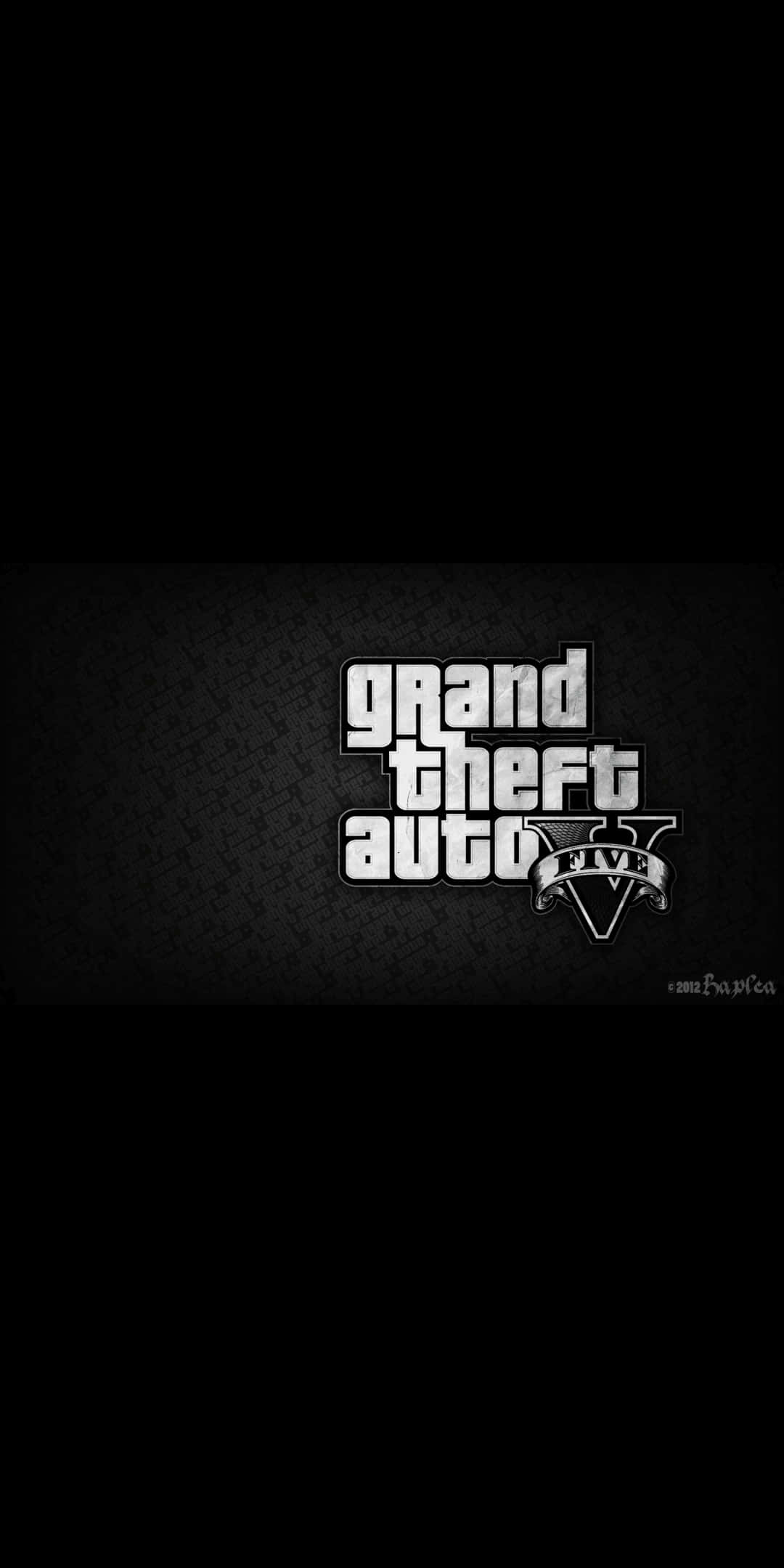 Pixel 3 Grand Theft Auto V 桌布 壁紙 — Grand Theft Auto V 標誌以粗體白色文字居中顯示在帶有黑色邊框的深色紋理背景上。