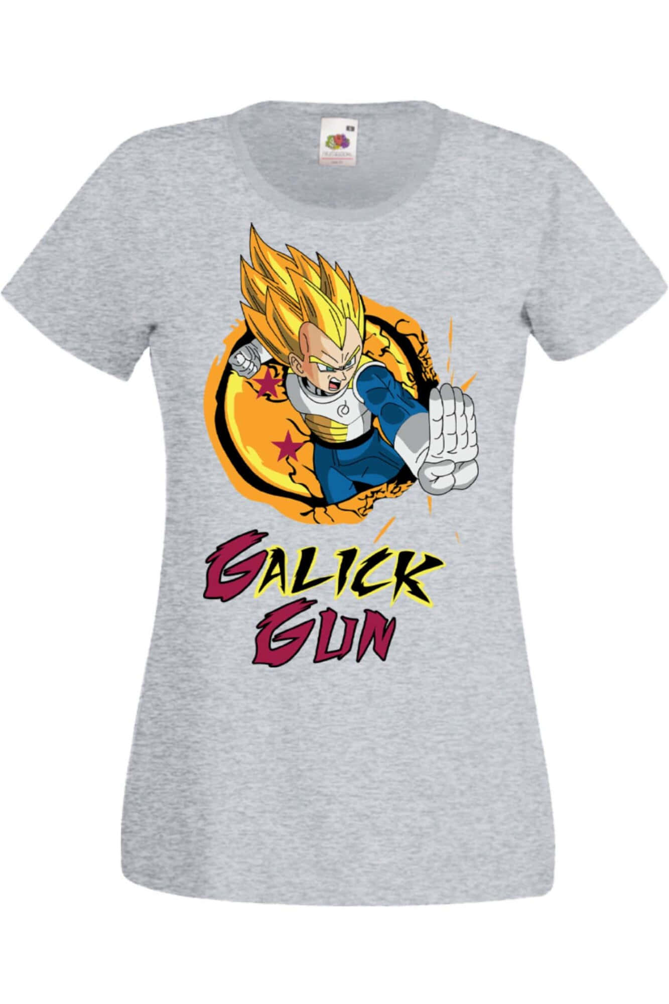 Vegeta Galick Gun 桌布 壁紙 — 一件灰色T恤上有一個充滿活力的動漫角色貝吉塔以超級賽亞人形態發射加力克炮，帶有爆炸性能量效果。