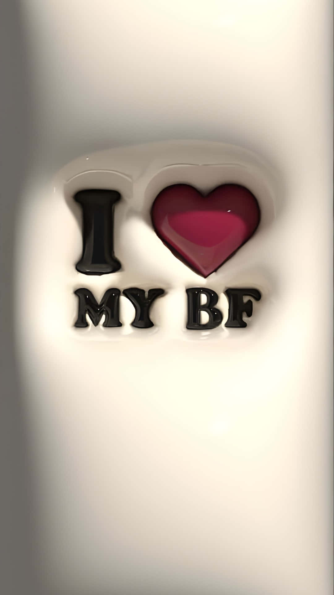  壁紙 — 白色曲面上帶有黑色字母和粉紅色心形的光澤3D渲染「I ❤️ MY BF」訊息。
