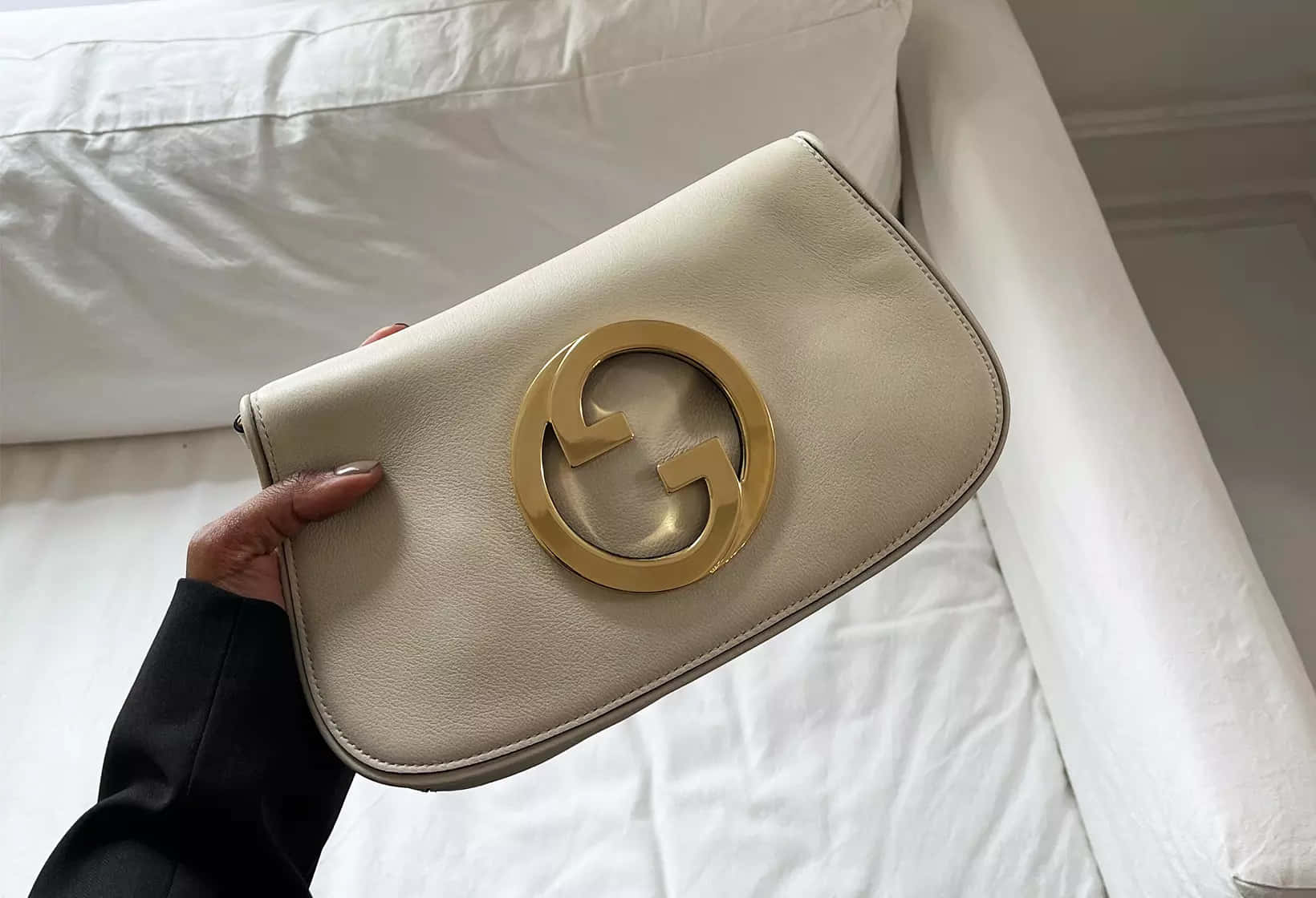 Gucci G Clutch 手拿包 壁紙