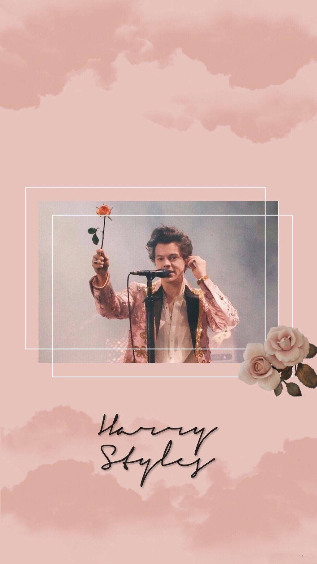美學 桌布 壁紙 — Harry Styles 手持玫瑰，對著麥克風唱歌，背景是柔和粉彩水彩天空，有漂浮的玫瑰。