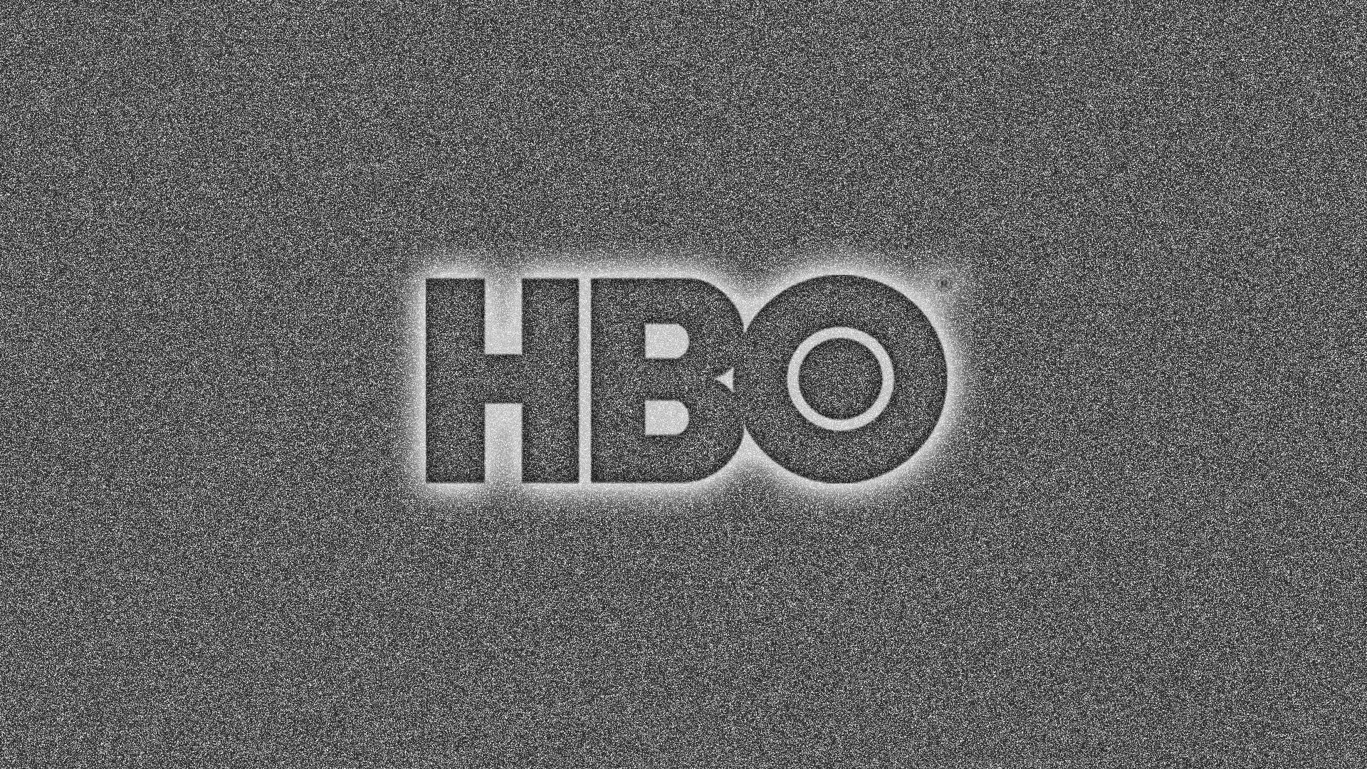 HBO 桌布 壁紙 — HBO 標誌在充滿顆粒和靜電的灰色背景上散發柔和光暈。