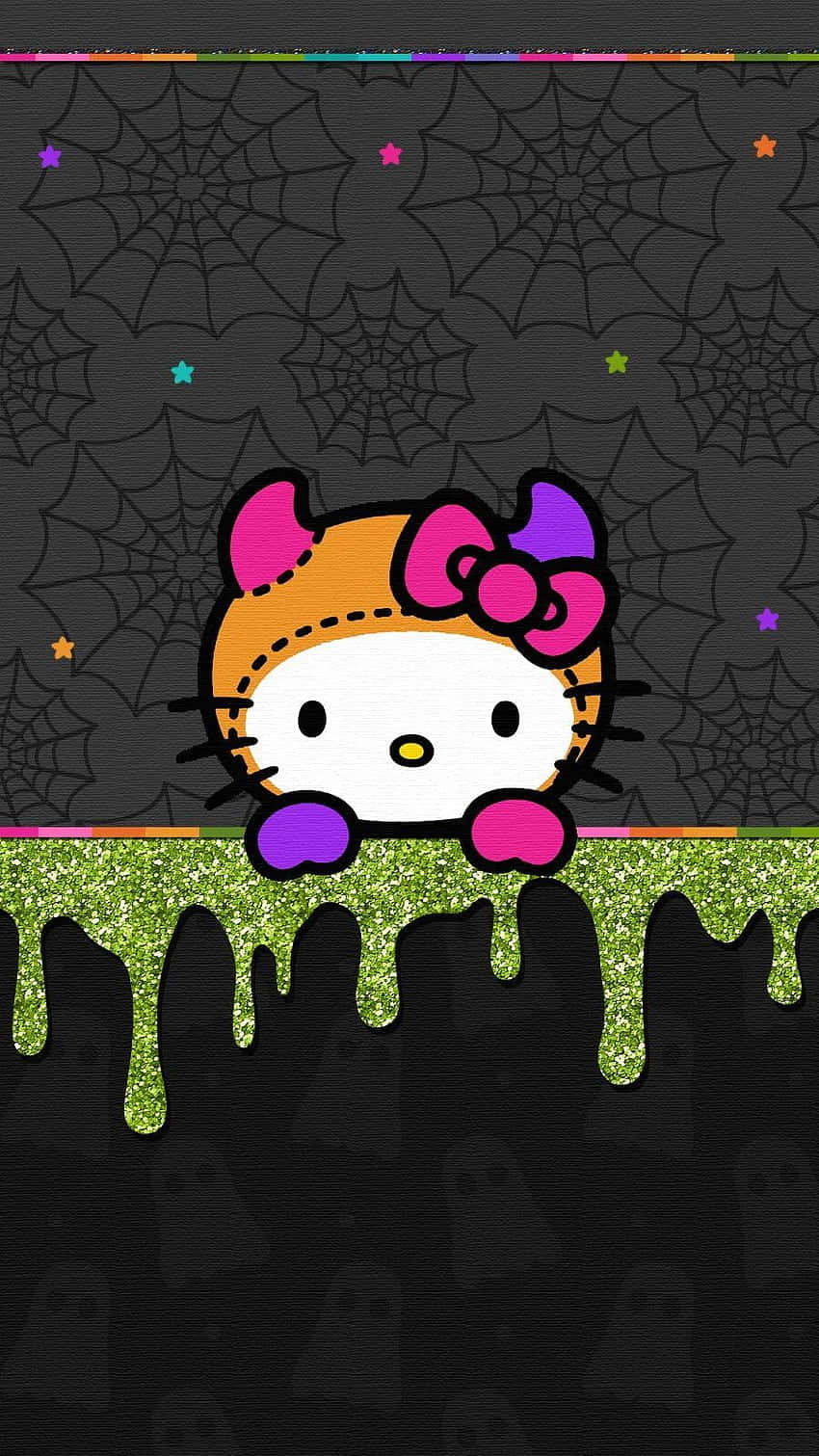  壁紙 — Hello Kitty 戴著南瓜帽，在黑色蜘蛛網背景上，從閃閃發光的綠色黏液上方窺視，周圍有彩色星星。