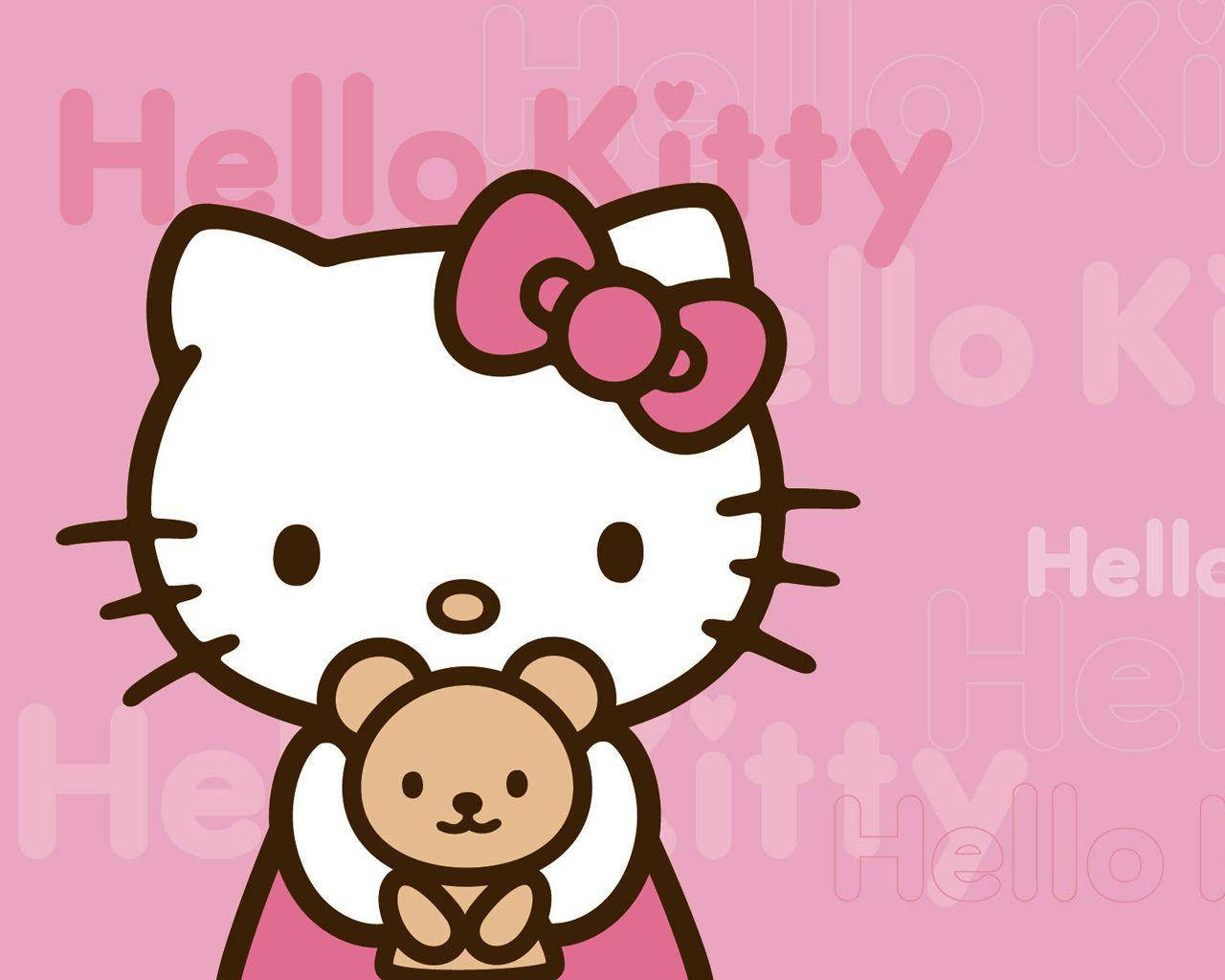 sanrio 桌布 壁紙 — Hello Kitty 在重複 Hello Kitty 文字的粉紅色背景上抱著一隻泰迪熊。