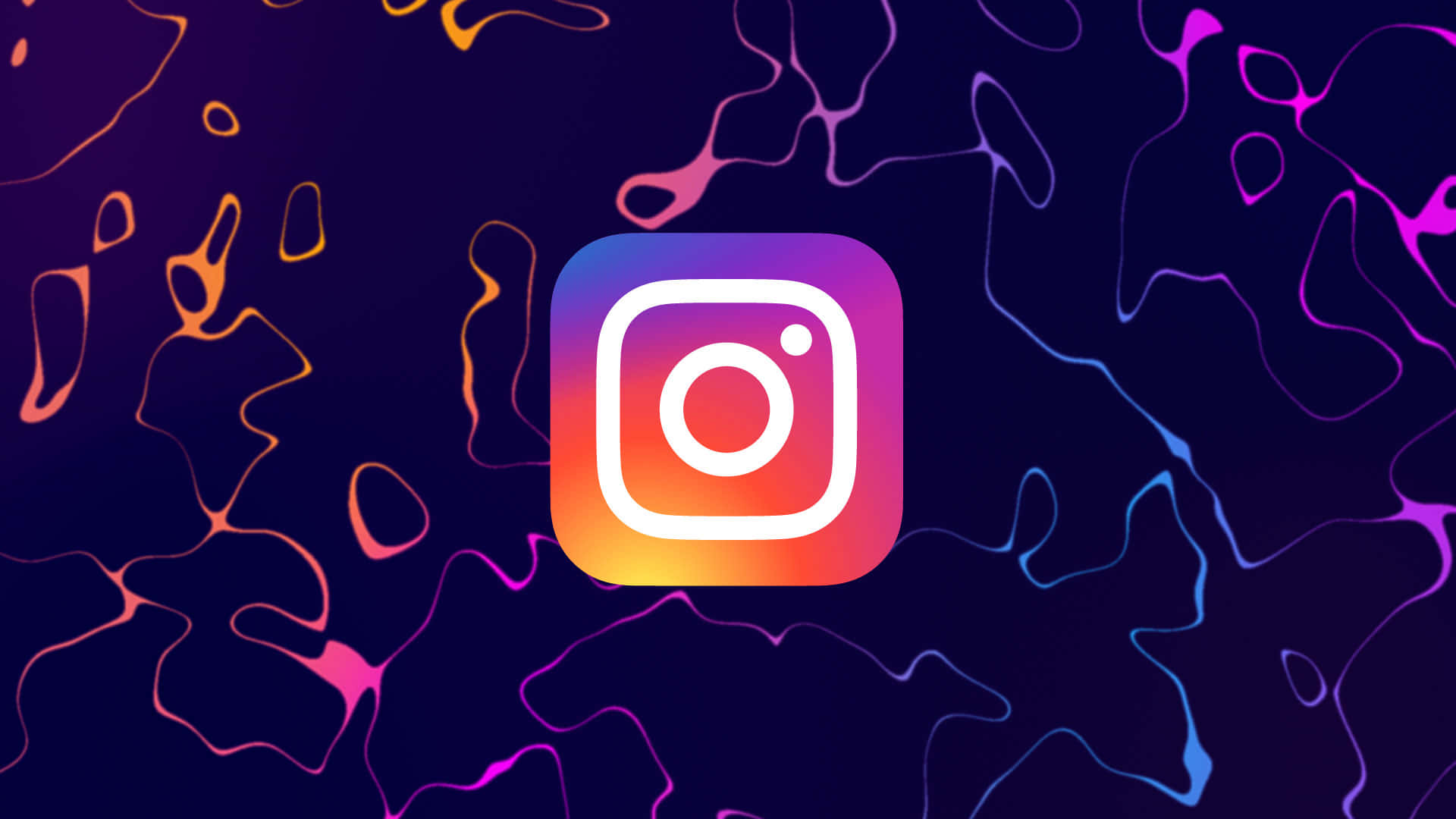 Instagram 桌布 壁紙 — Instagram 標誌居中在充滿活力的抽象背景上，帶有發光的霓虹紫色、橙色和藍色流體圖案。