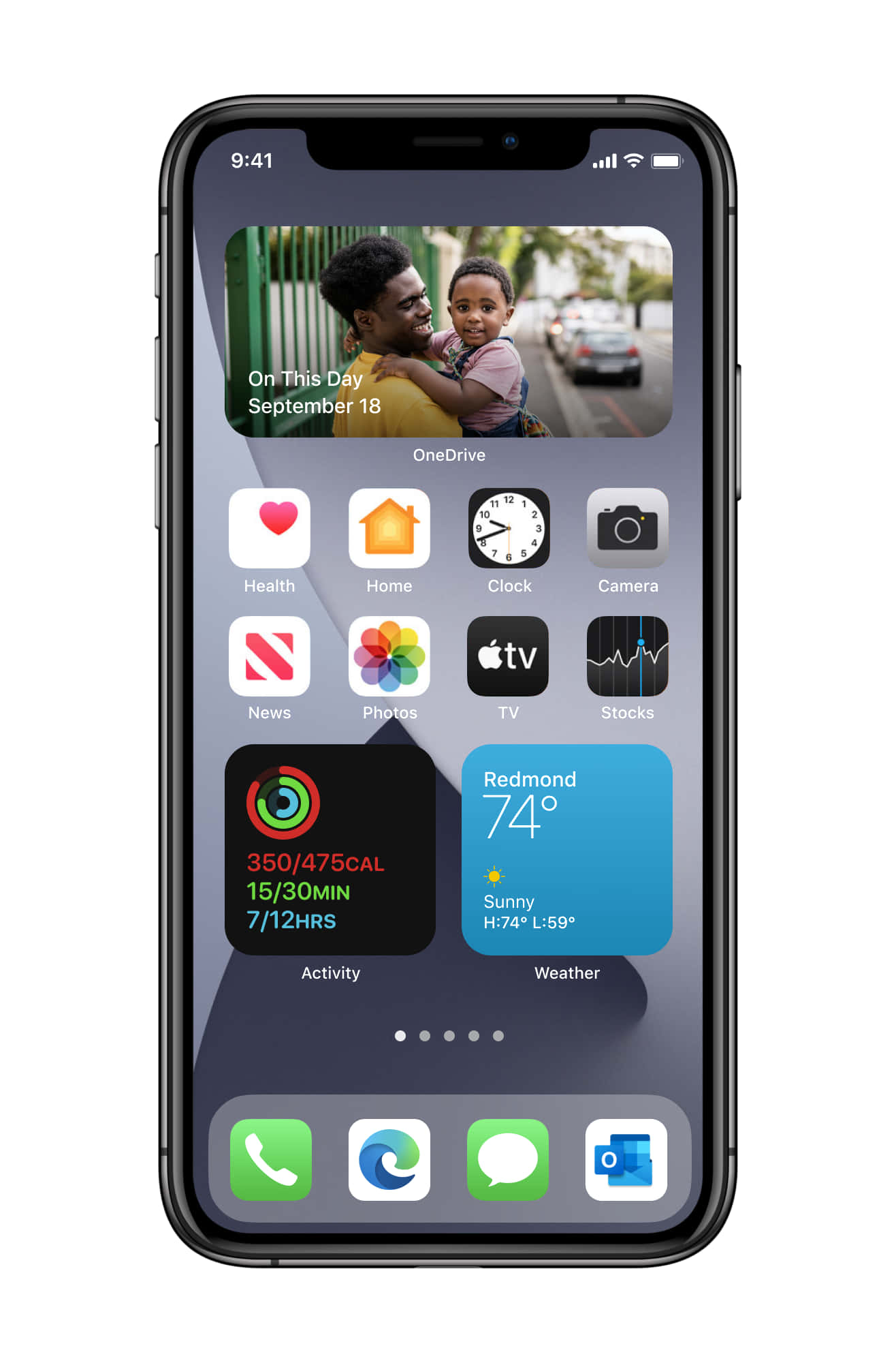 Widget 桌布 壁紙 — iPhone主畫面顯示應用程式圖示、天氣小工具以及鎖定畫面上兩個微笑人物的照片。