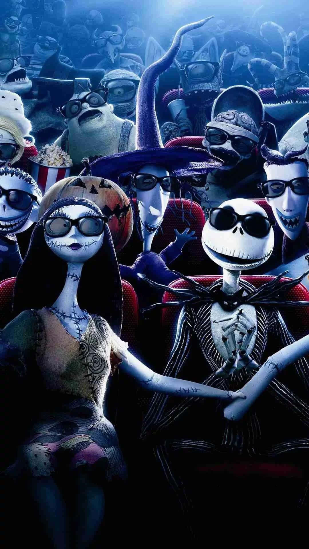 Nightmare Before Christmas Phone 桌布 壁紙 — Jack Skellington 和 Sally 一起坐在一個擠滿了動畫骷髏角色的戲院裡看電影。