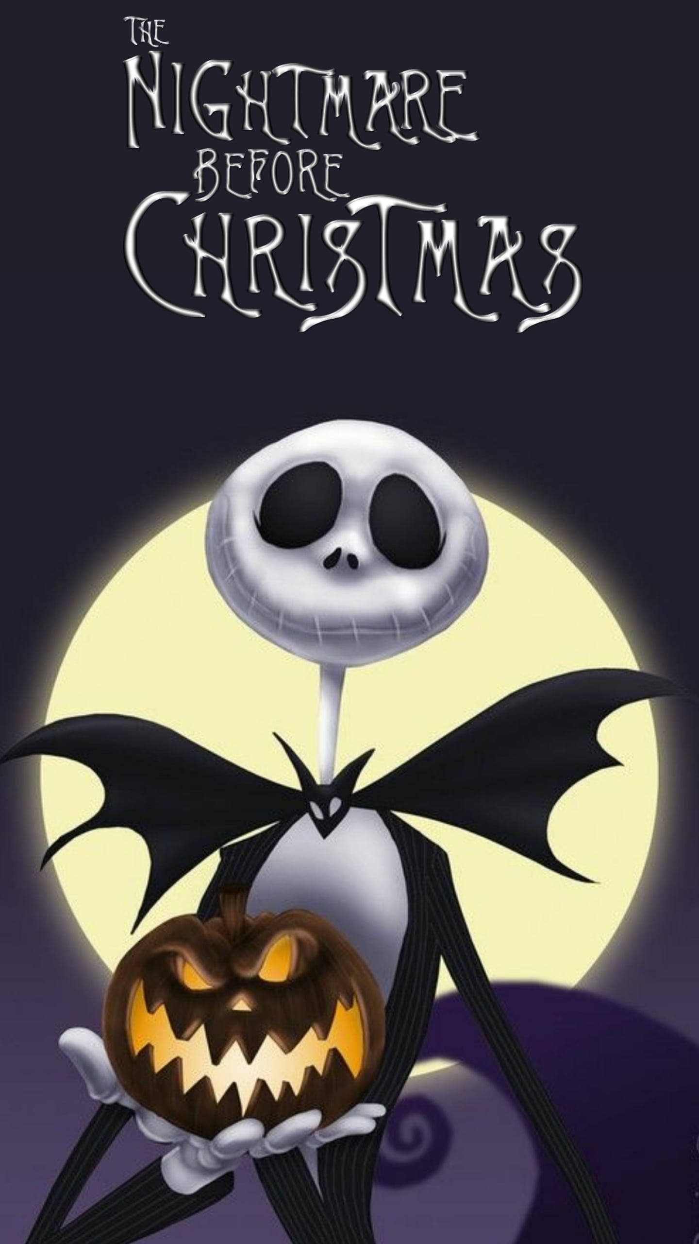 傑克·史克林頓 桌布 壁紙 — Jack Skellington 在滿月背景下拿著發光的傑克南瓜燈，這是一張萬聖節主題海報。