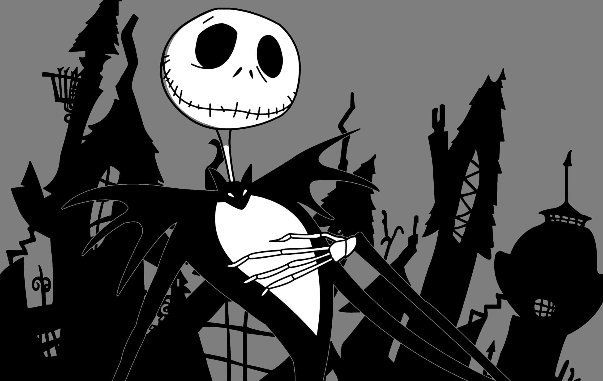傑克·史克林頓 桌布 壁紙 — Jack Skellington 以剪影形式站在灰色背景前，身後有陰森的樹木和鬼屋。