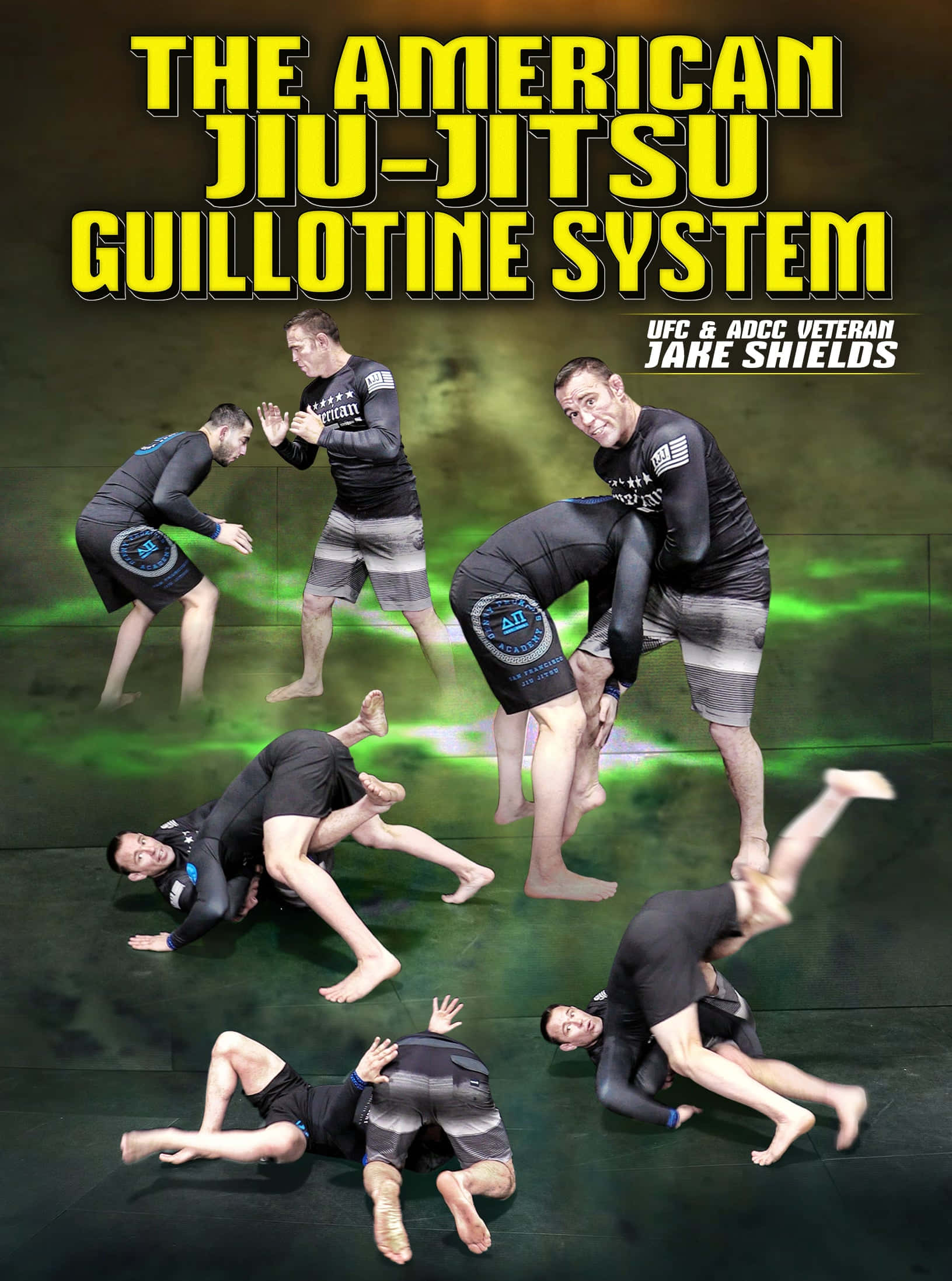 martial arts 桌布 壁紙 — Jake Shields 在綠色軟墊上以動態戰鬥姿勢向對手展示多種柔道斷頭台鎖喉技巧。