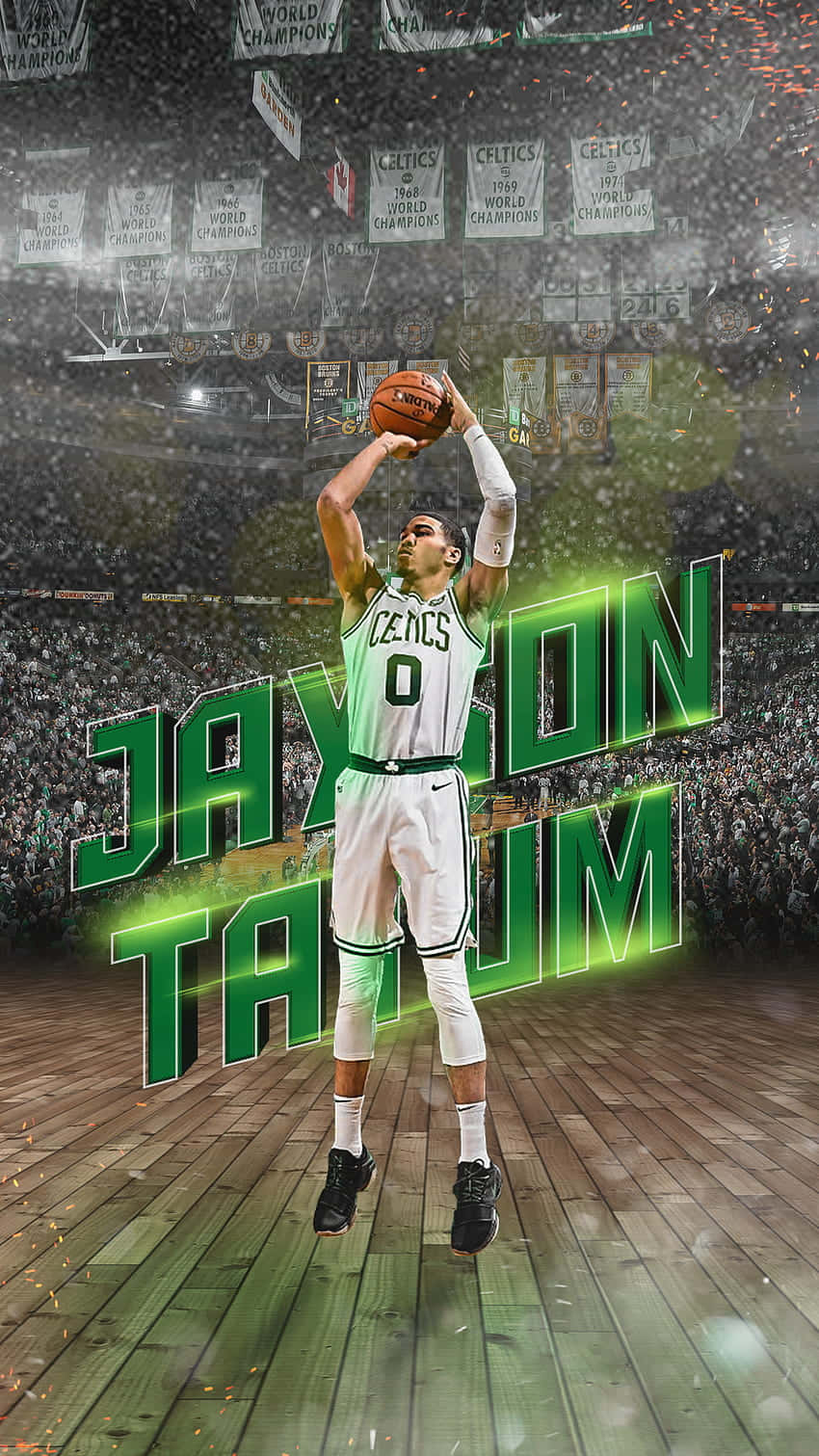 波士頓塞爾提克 桌布 壁紙 — Jayson Tatum 身穿塞爾提克球衣，在場館燈光下空中投籃，身後有冠軍旗幟。