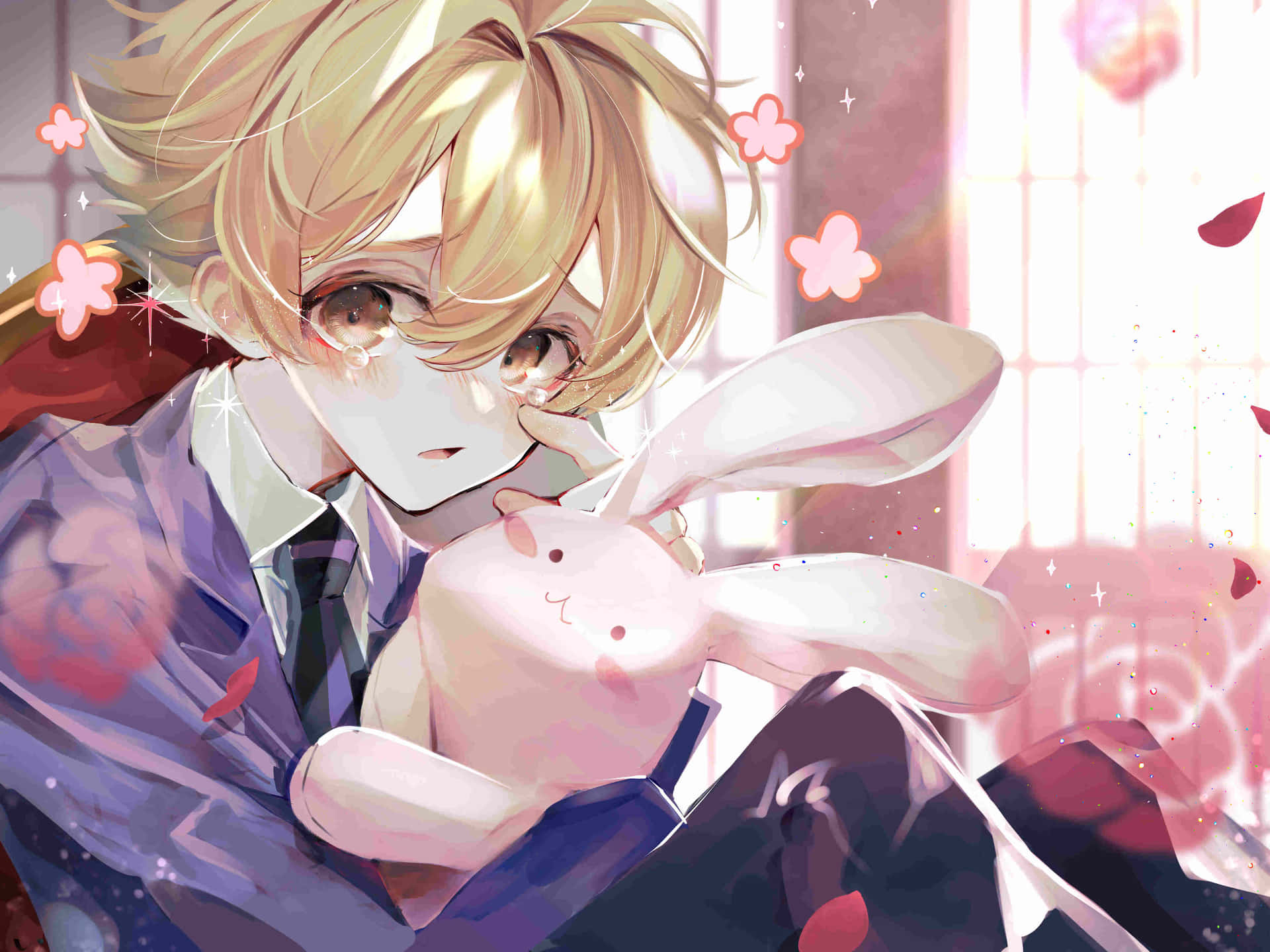  壁紙 — 一個金髮動漫男孩穿著校服，在飄浮的櫻花和柔和粉紅光中輕輕擁抱一隻粉紅兔兔毛絨玩具。