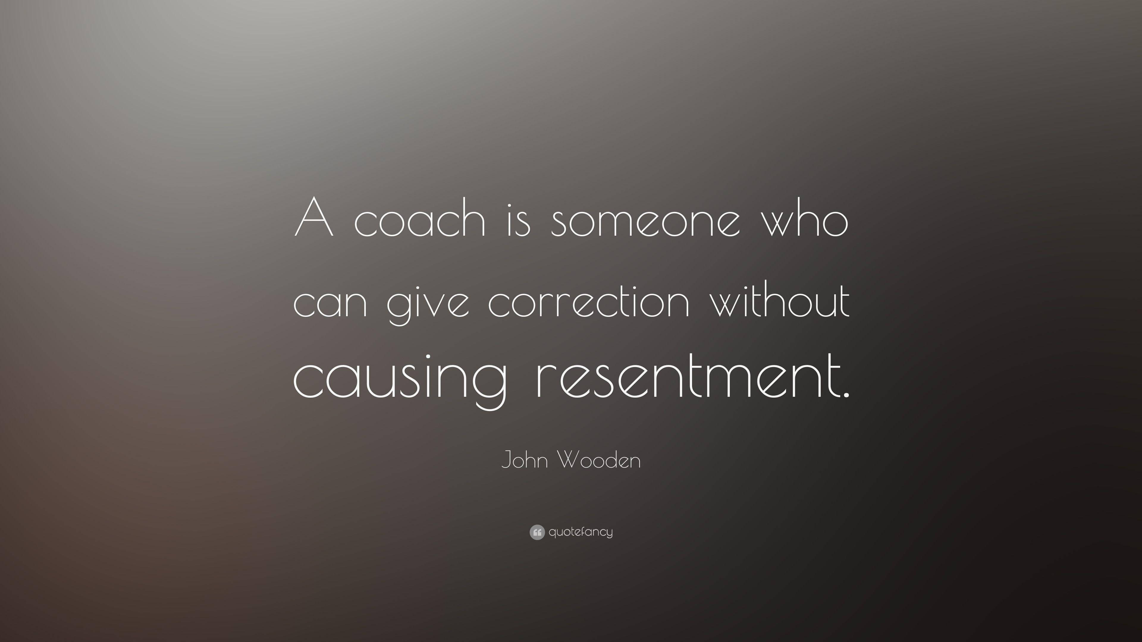 Teamwork 桌布 壁紙 — John Wooden 的極簡語錄，灰色漸變背景搭配白色襯線文字。