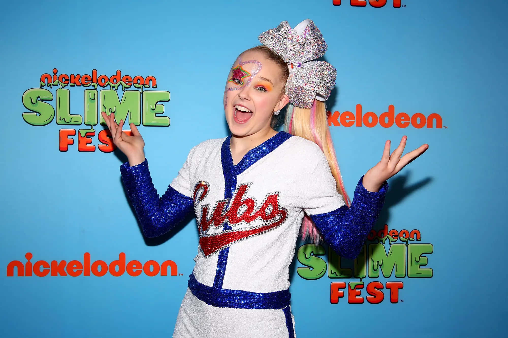 Jojo Siwa 背景 壁紙