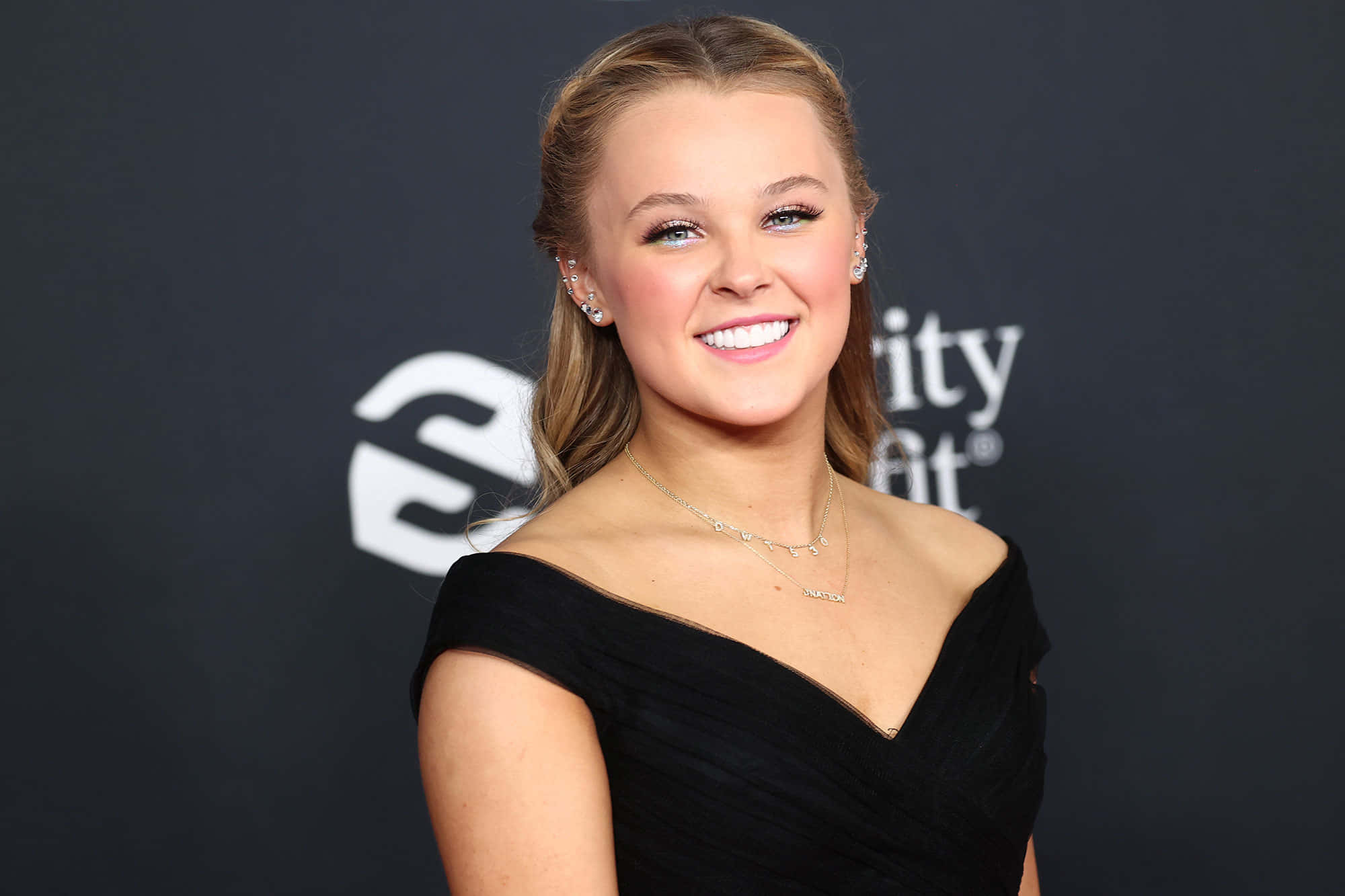 JoJo Siwa 背景 壁紙