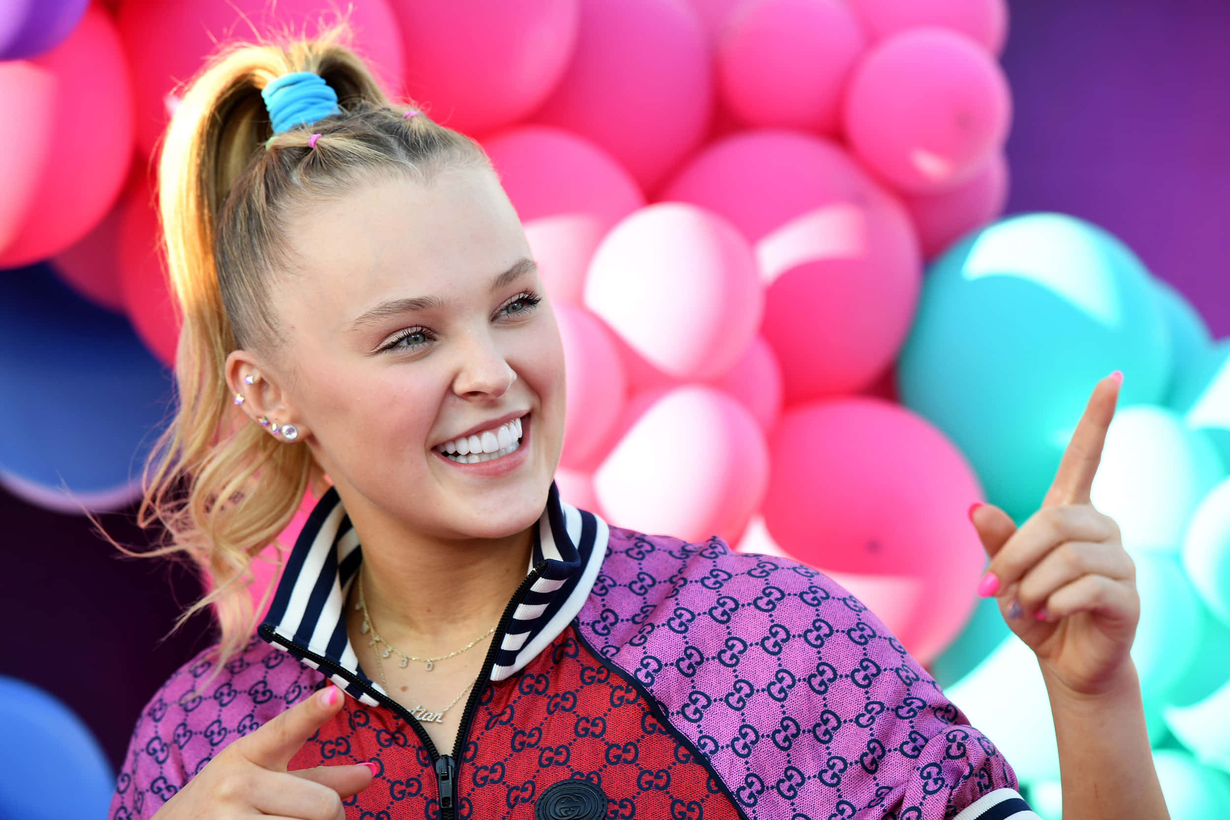 Jojo Siwa 背景圖片 壁紙