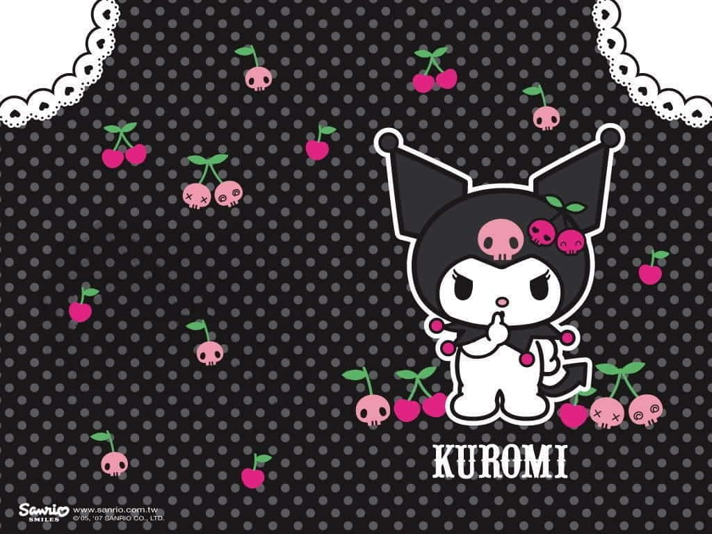庫洛米 桌布 壁紙 — Kuromi 黑色貓咪角色，帶有粉紅色櫻桃骷髏，漂浮在帶有蕾絲邊的黑色圓點背景上。
