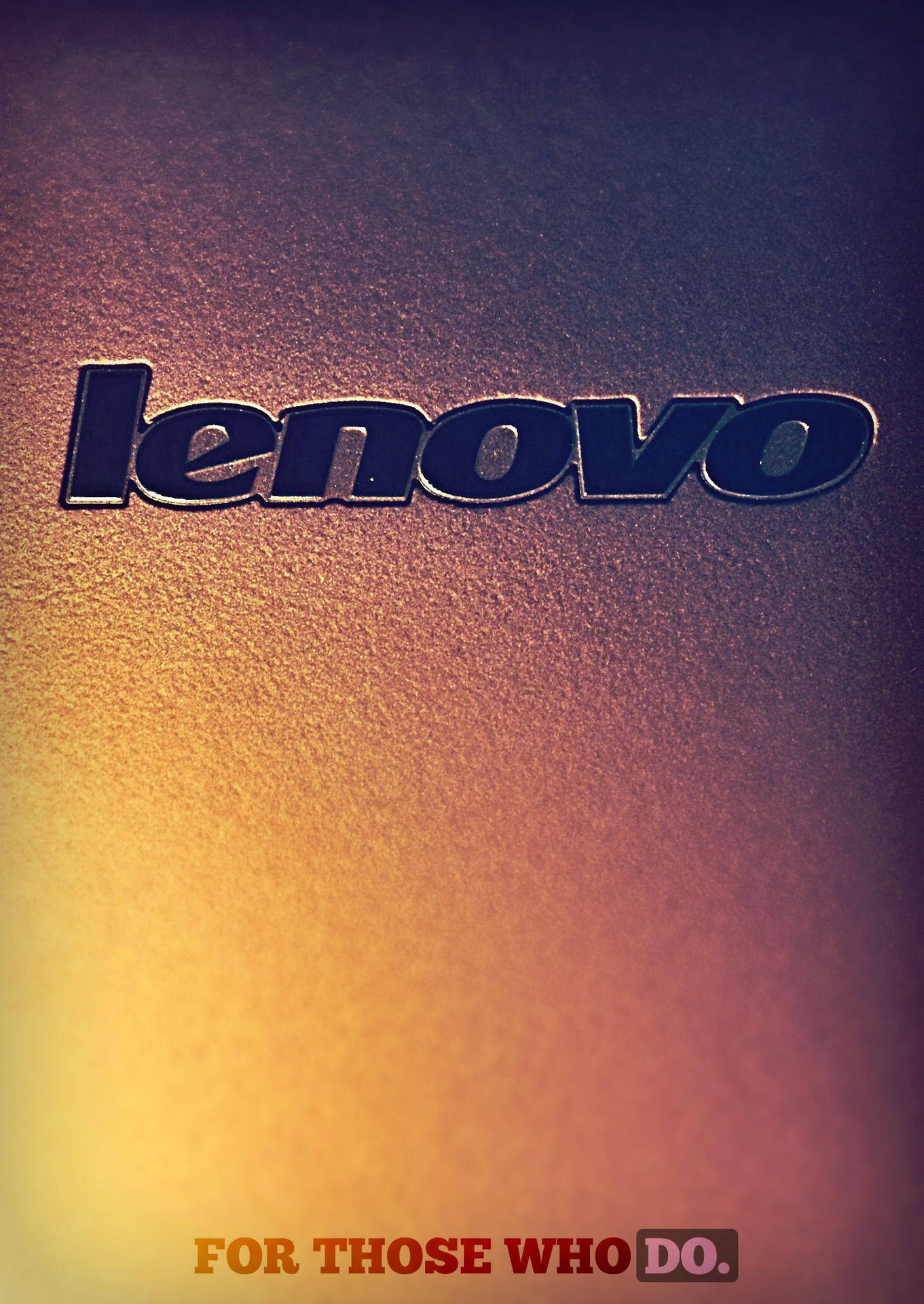 Lenovo 標誌帶有為行動者而設的標語，位於漸變背景上。