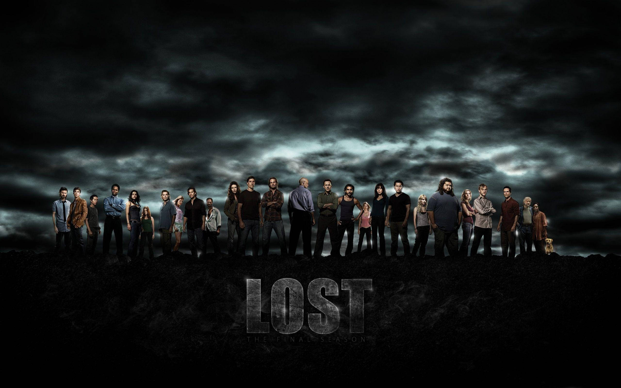 lost 桌布 壁紙 — 《LOST檔案》的演員們莊嚴地站在黑暗的懸崖上，頭頂是險惡的暴風雲，下方標題閃耀著光芒。