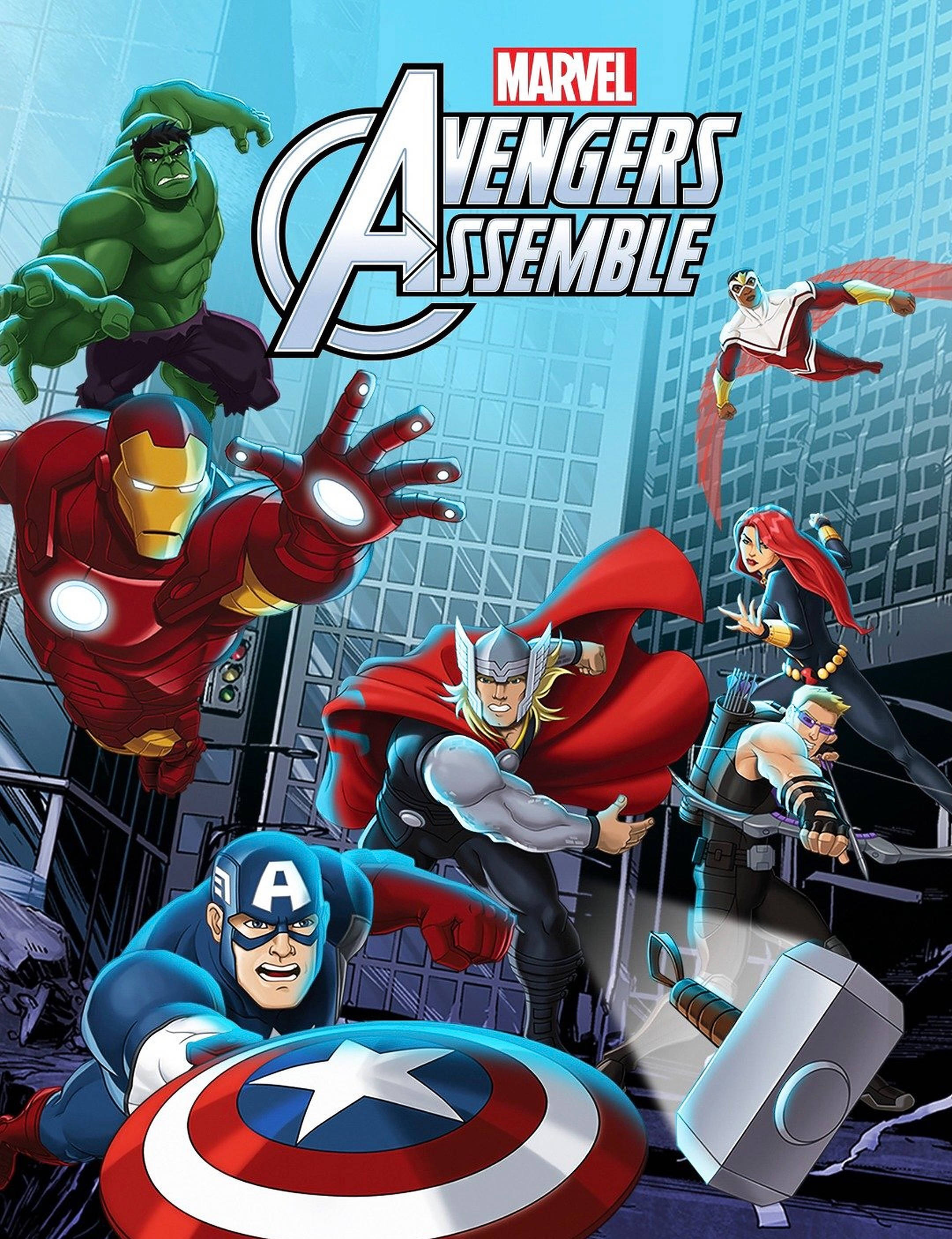 Assemble 桌布 壁紙 — Marvel Avengers Assemble 海報，展示浩克、鋼鐵人、索爾、美國隊長和鷹眼在動感超級英雄姿勢中，背景為城市天際線。