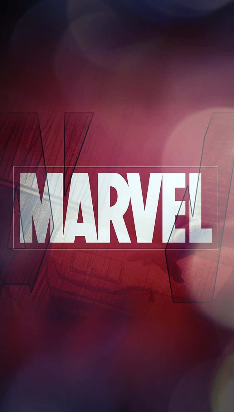 漫威 桌布 壁紙 — Marvel 標誌以粗體白色在模糊的紅色和紫色背景上發光，並帶有抽象漫畫線條藝術。