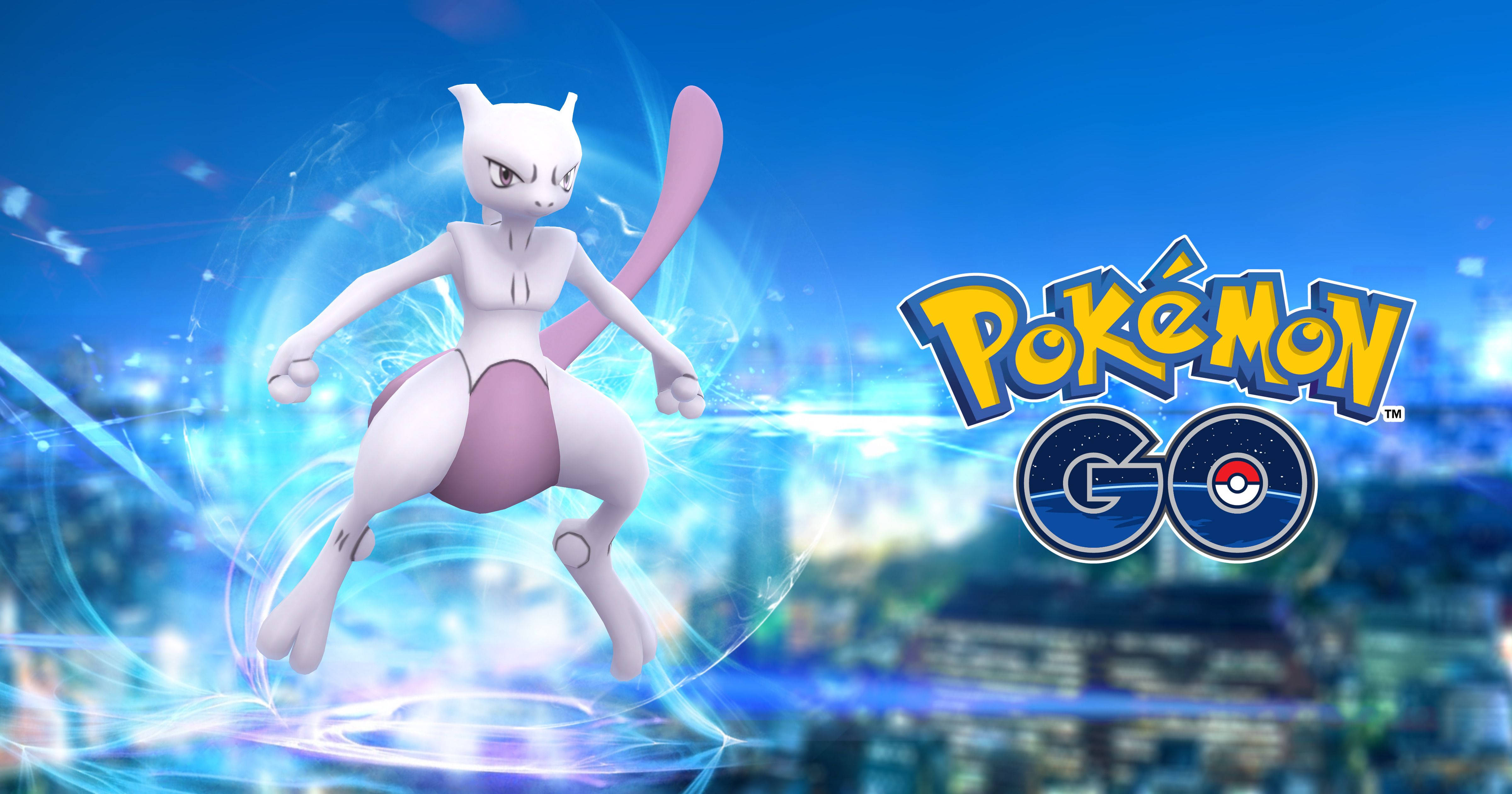 超夢 桌布 壁紙 — Mewtwo 動態地漂浮在發光的城市景觀上方，帶有電光藍色能量效果和 Pokemon GO 標誌。