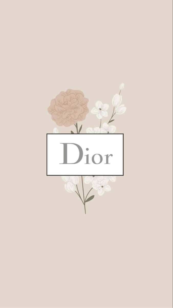  壁紙 — 一款極簡米色壁紙，Dior 標誌被精緻的米色和白色花卉插圖環繞。
