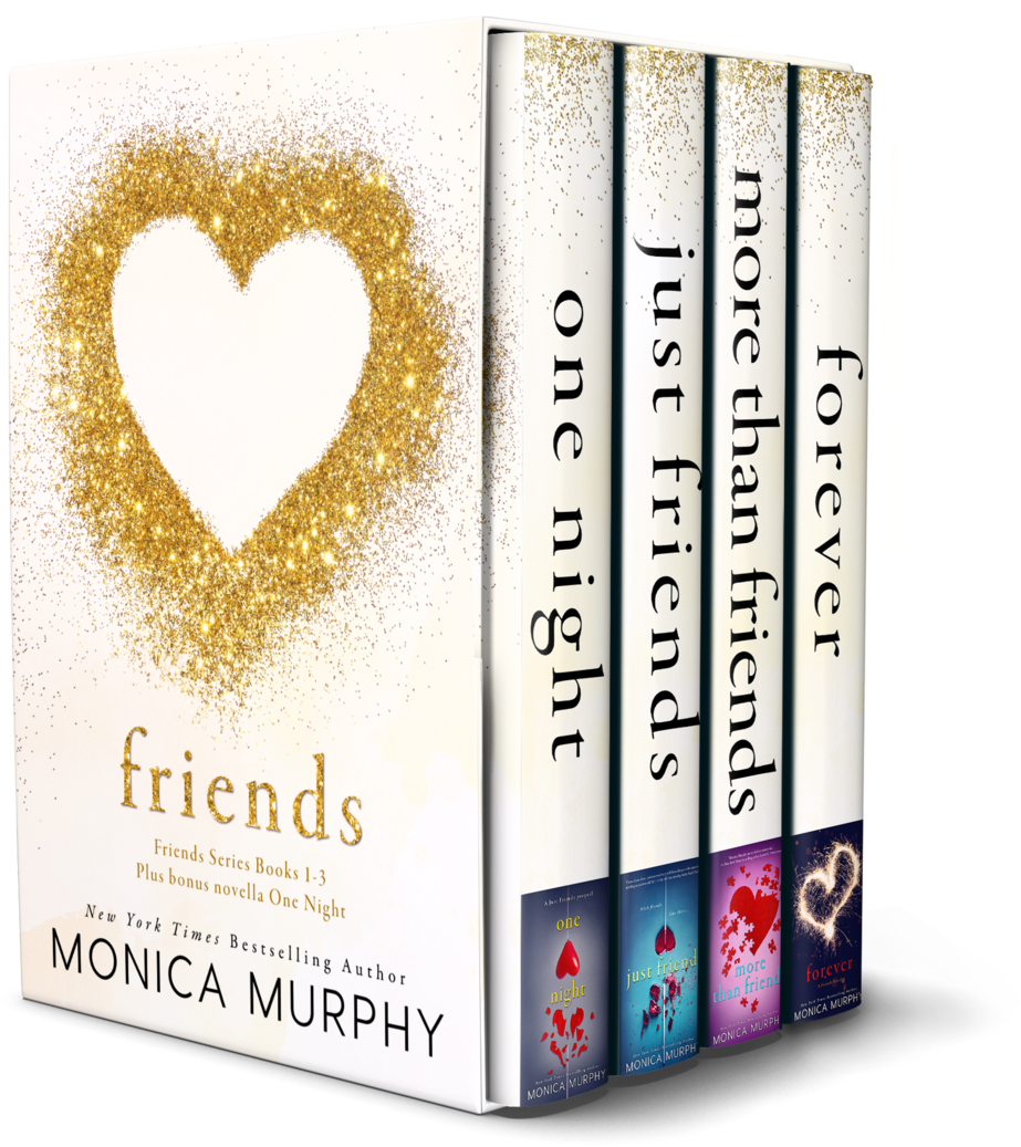 friend 桌布 壁紙 — Monica Murphy 的浪漫小說盒裝套裝《Friends》，封面有金色閃粉愛心，書名包括《One Night》和《Forever》。