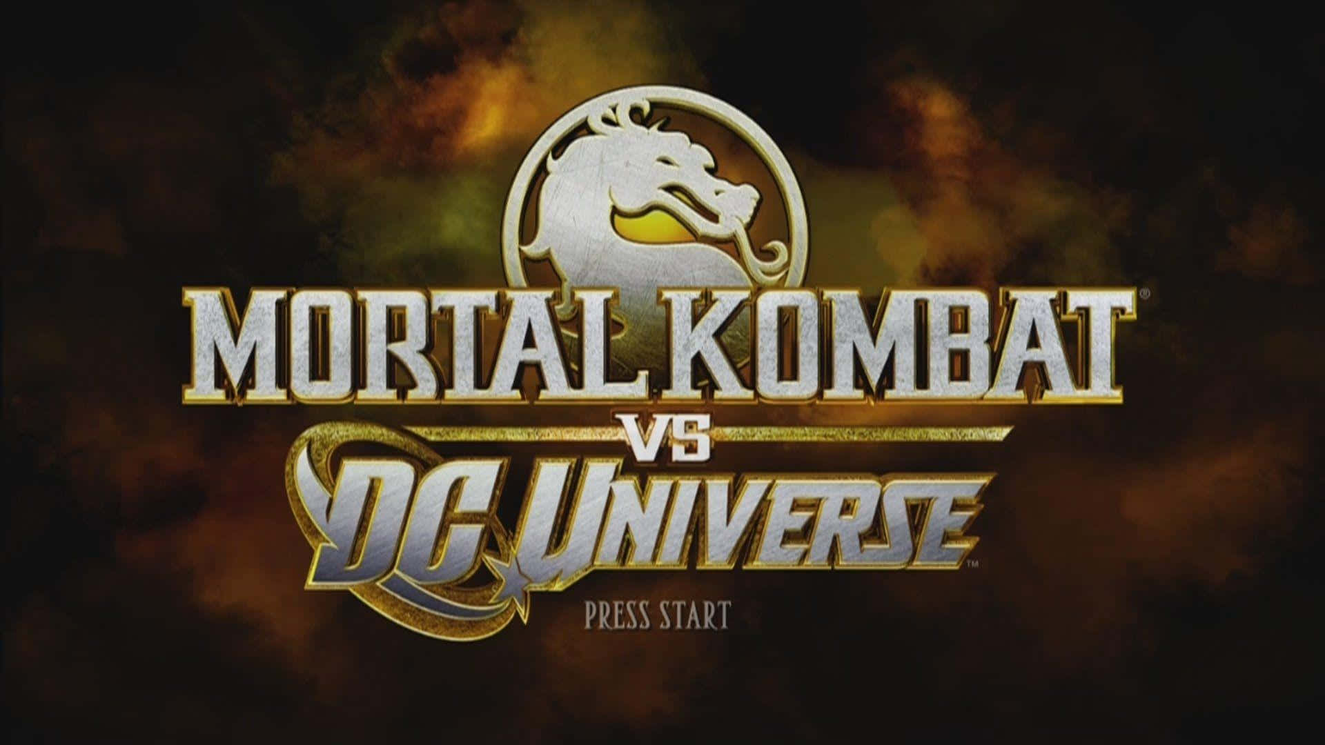 Mortal Kombat Vs Dc Universe 桌布 壁紙 — Mortal Kombat vs DC Universe 標誌，龍形徽章在煙霧繚繞的火熱背景中發光。