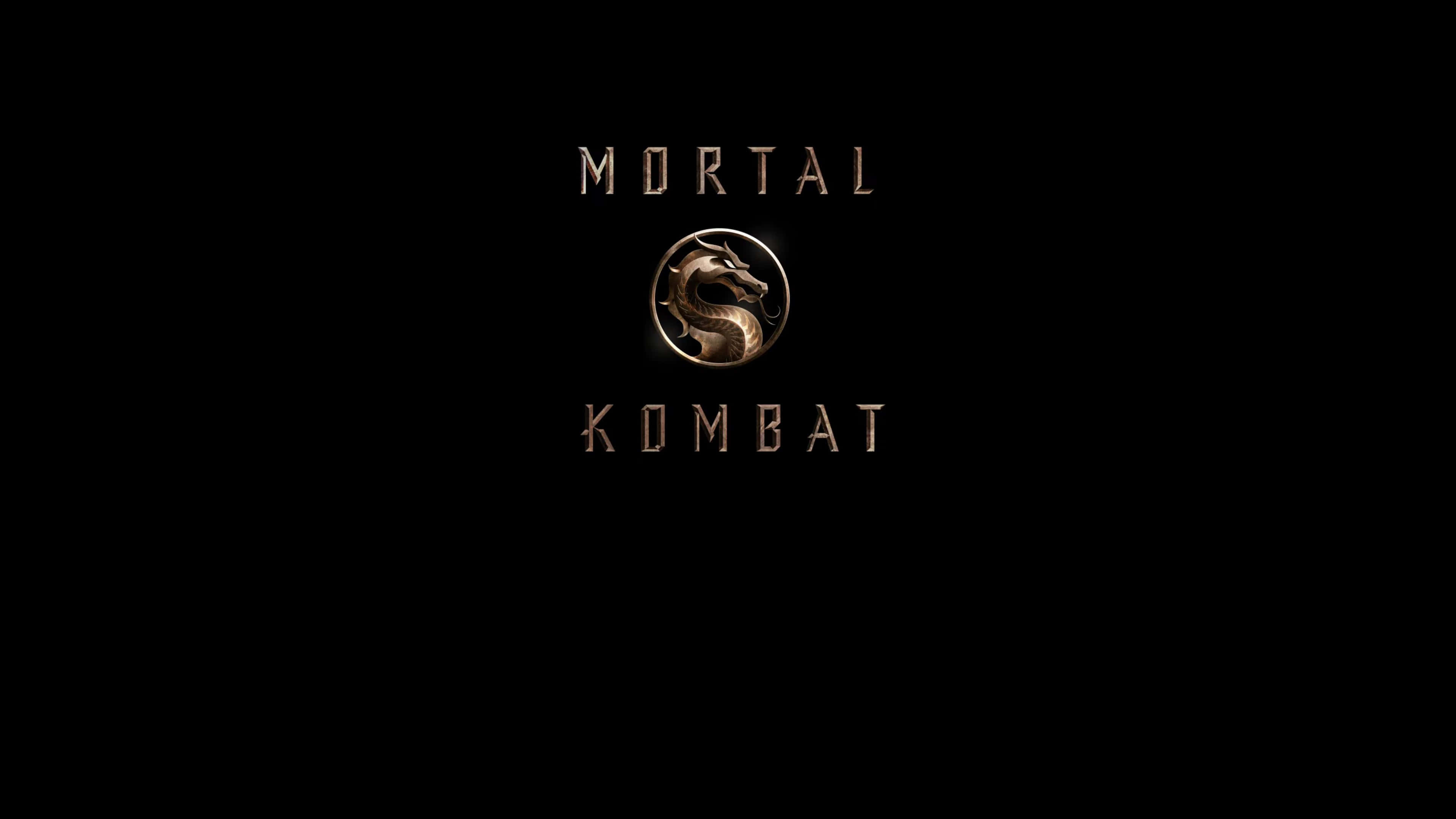 桌布 壁紙 — Mortal Kombat 標誌在純黑色背景上以金屬金色發光，並帶有盤繞的龍形徽章。