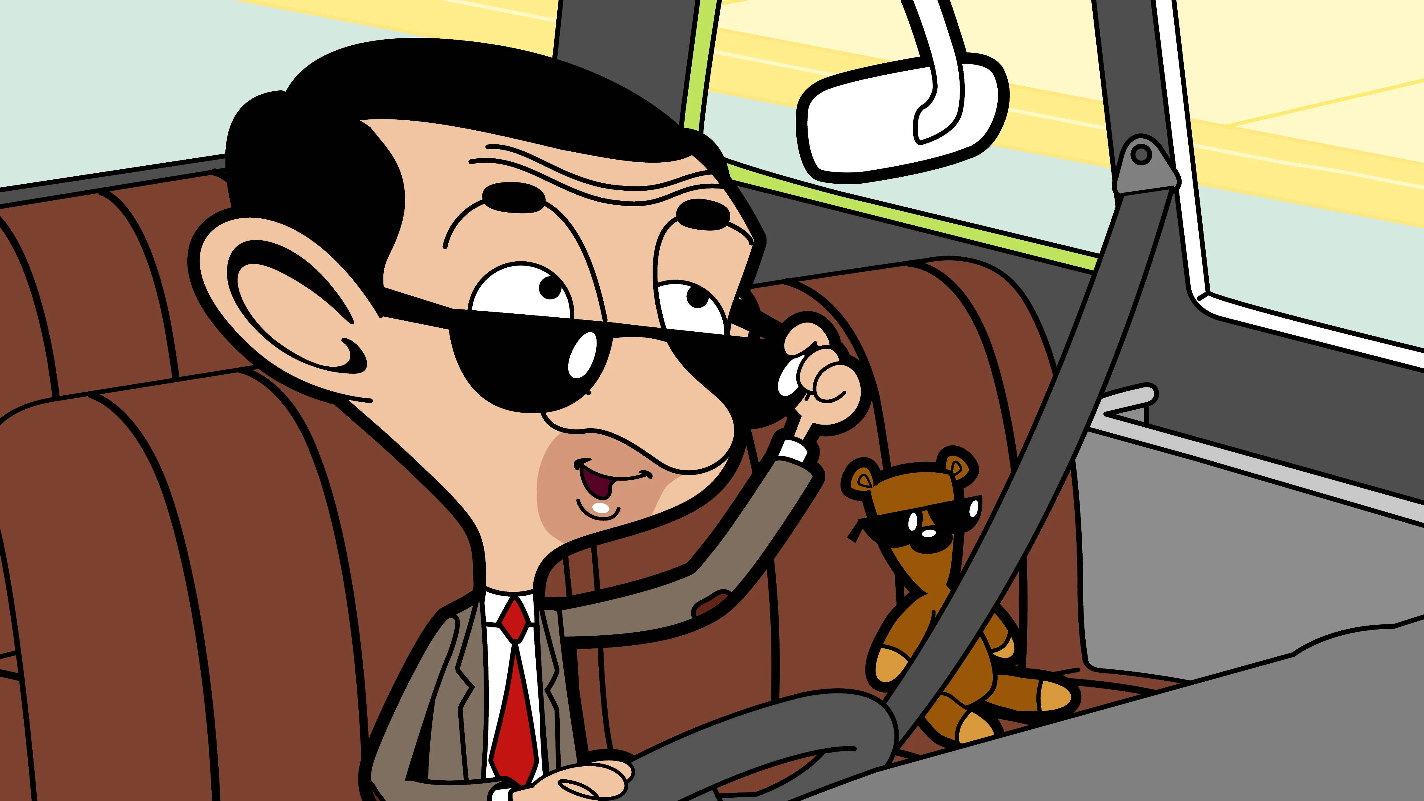 4K 桌布 壁紙 — Mr. Bean 在卡通車裡戴著太陽眼鏡調整它們，而一隻戴著太陽眼鏡的泰迪熊坐在他旁邊。