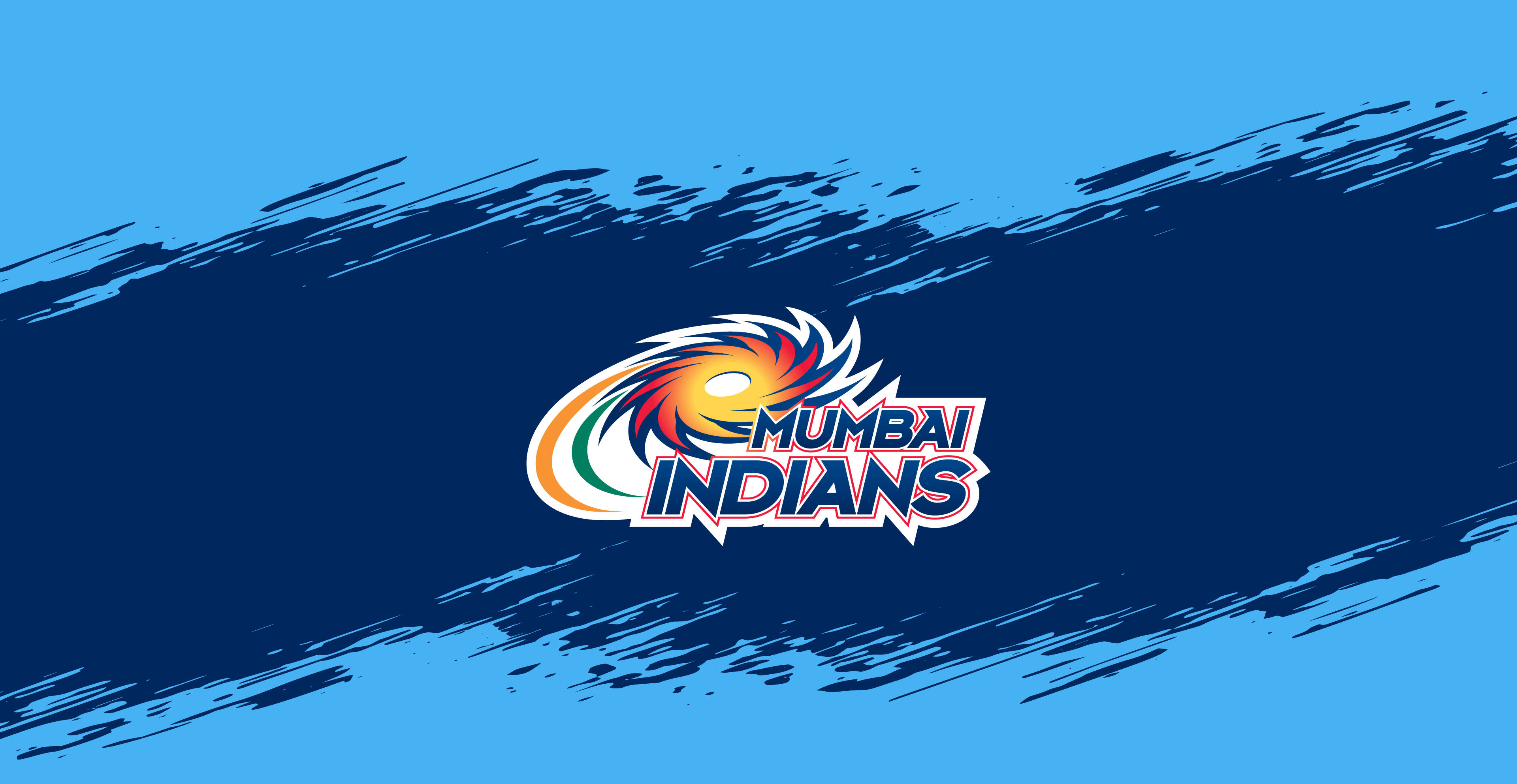 運動 桌布 壁紙 — Mumbai Indians 標誌居中於動態藍色漸變背景上，帶有粗獷的筆觸點綴。