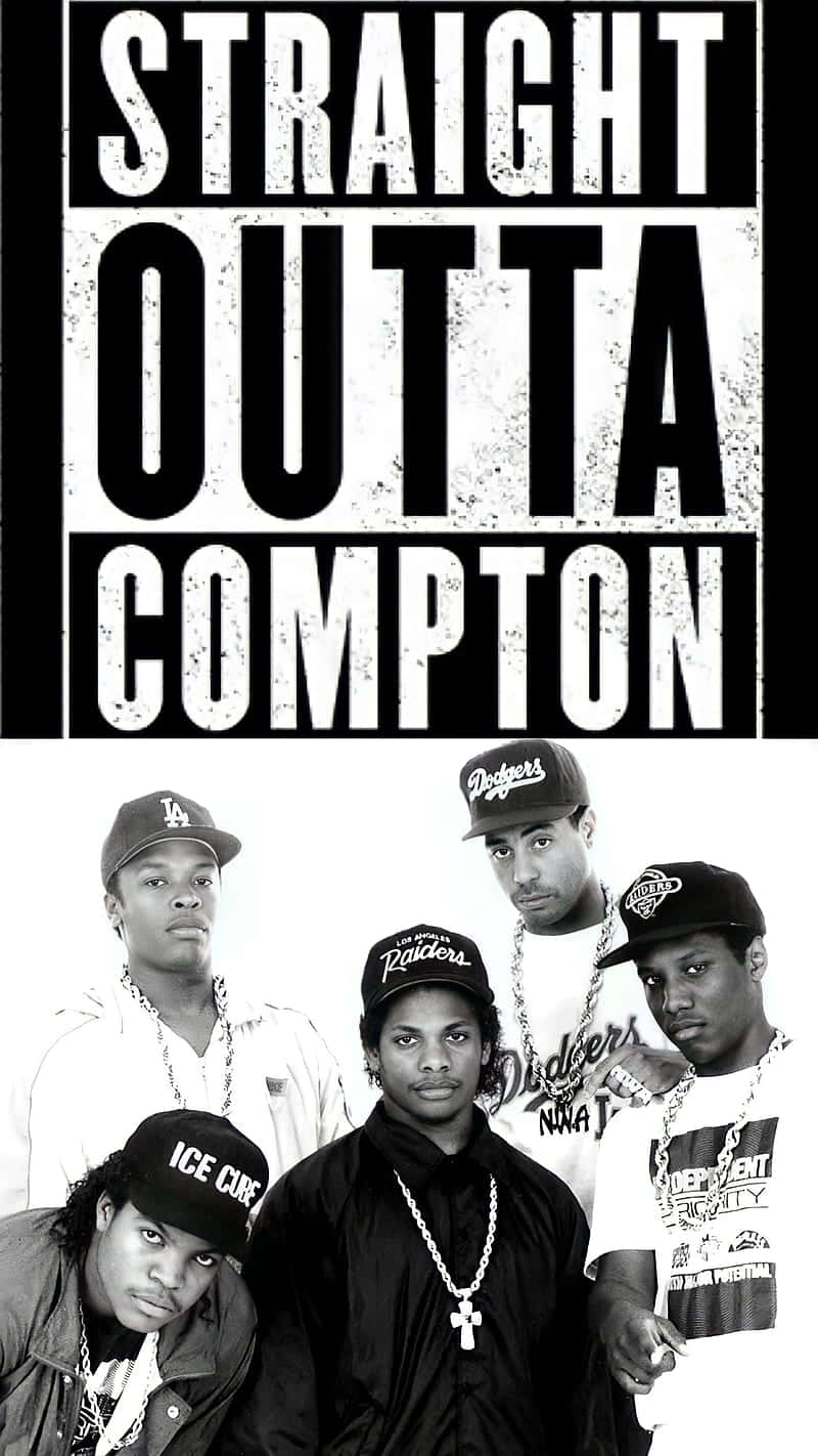 Hip Hop Rappers 桌布 壁紙 — N.W.A. 的黑白海報，上方有粗體文字 'STRAIGHT OUTTA COMPTON'。