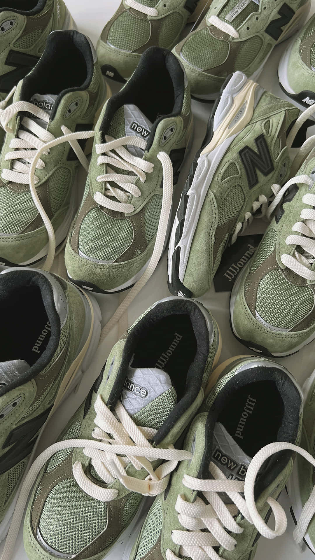 New Balance 990 綠色運動鞋 壁紙