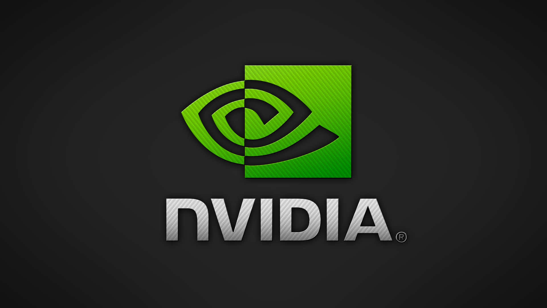 Nvidia 企業標誌，帶有綠色眼睛和銀色文字，背景為深色。 — 1080P 壁紙