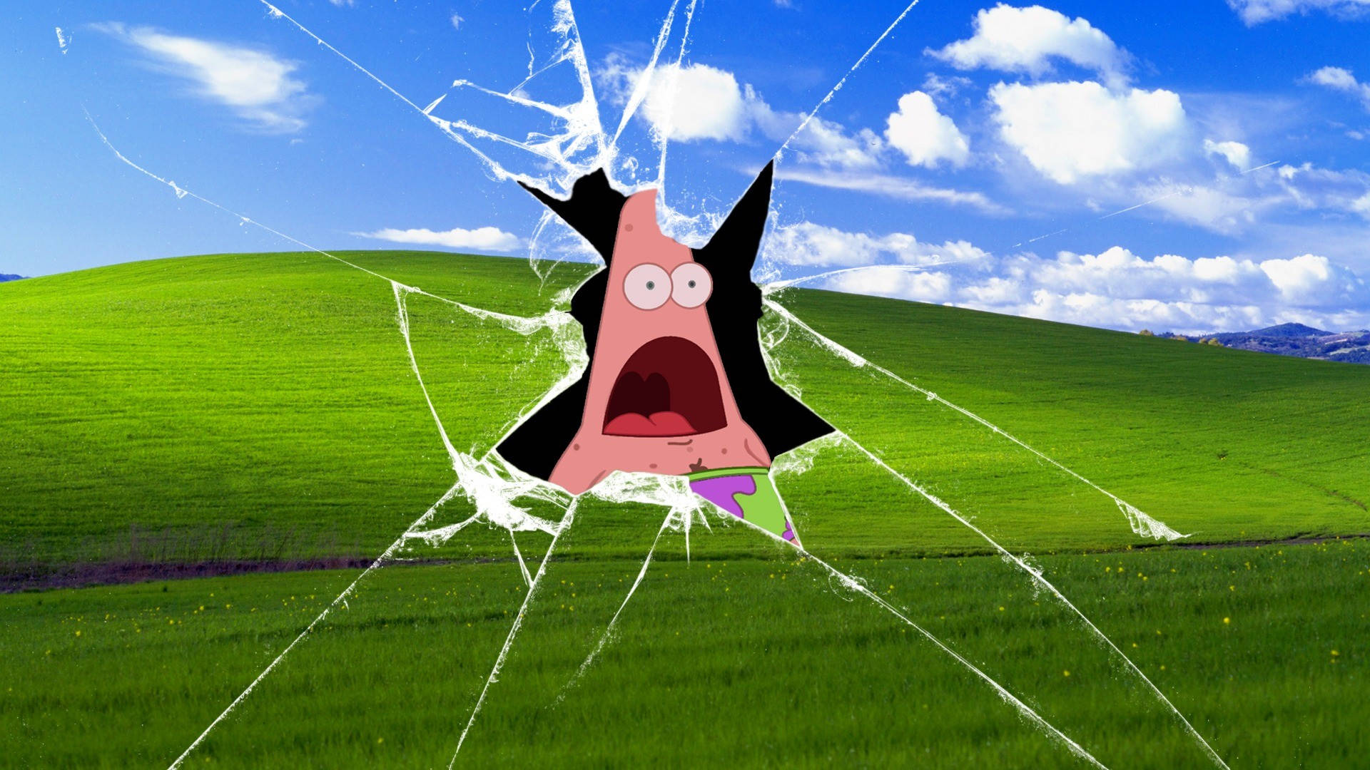 海綿寶寶迷因 桌布 壁紙 — Patrick Star 穿過碎裂的螢幕，覆蓋在經典的 Windows XP 桌布上。