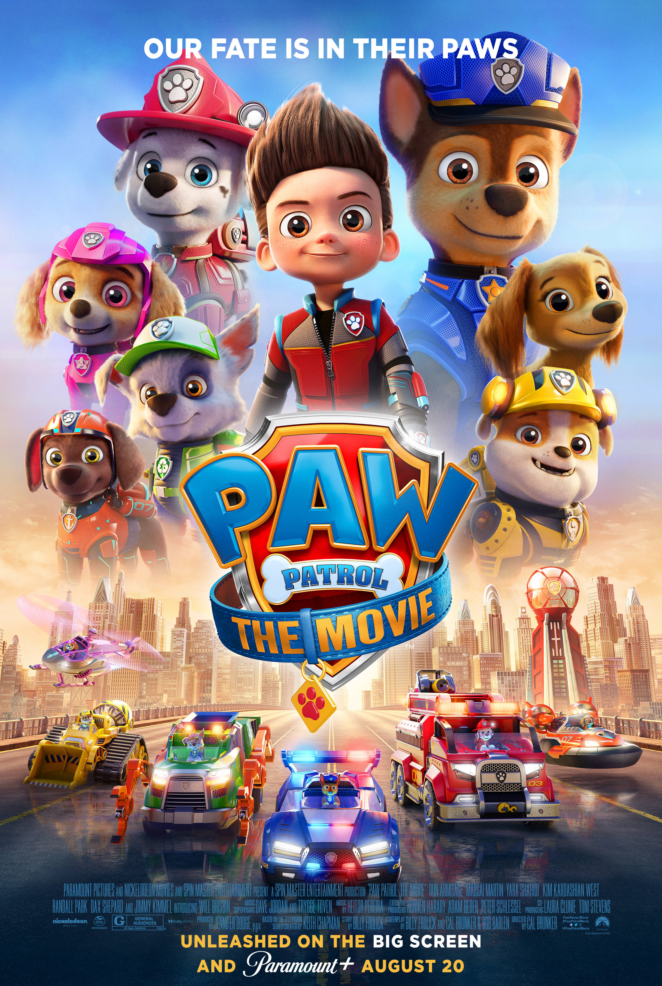 狗 桌布 壁紙 — Paw Patrol 電影海報顯示團隊及其車輛在日落時分的城市天際線背景下。