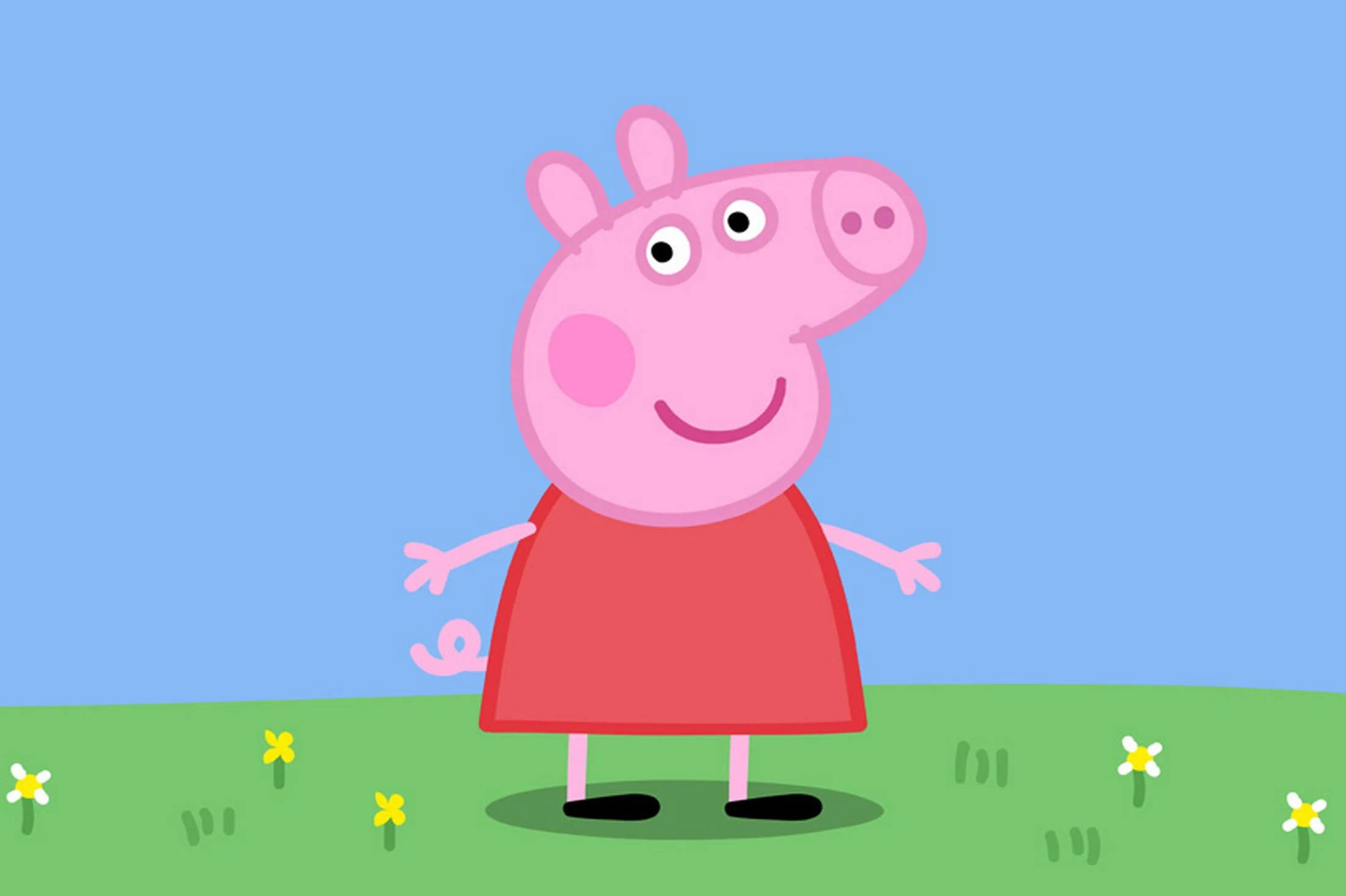 Peppa 桌布 壁紙 — Peppa Pig 在一片有黃色花的草地上微笑，背景是晴朗的藍天。