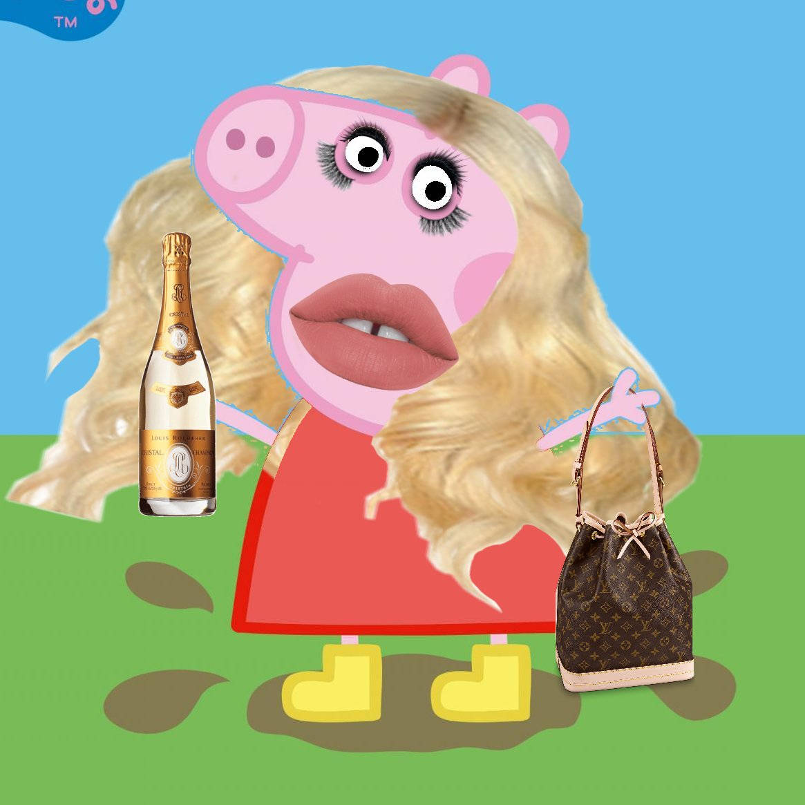 Baddie Peppa Pig 桌布 壁紙 — Peppa Pig 戴著金色假髮和黃色靴子站在泥濘中，手持香檳瓶和Louis Vuitton手提包，背景是藍天和綠草。