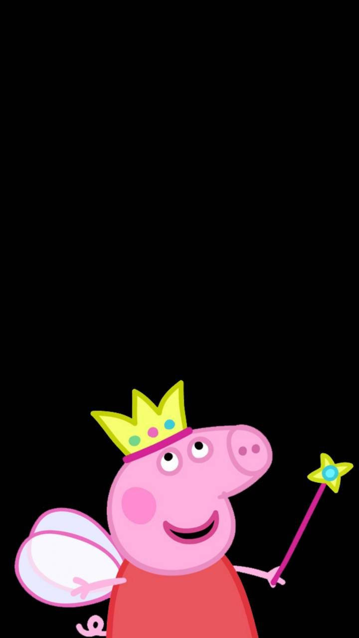 Peppa 桌布 壁紙 — Peppa Pig 打扮成仙女，戴著皇冠，手持魔法棒，背景為黑色。