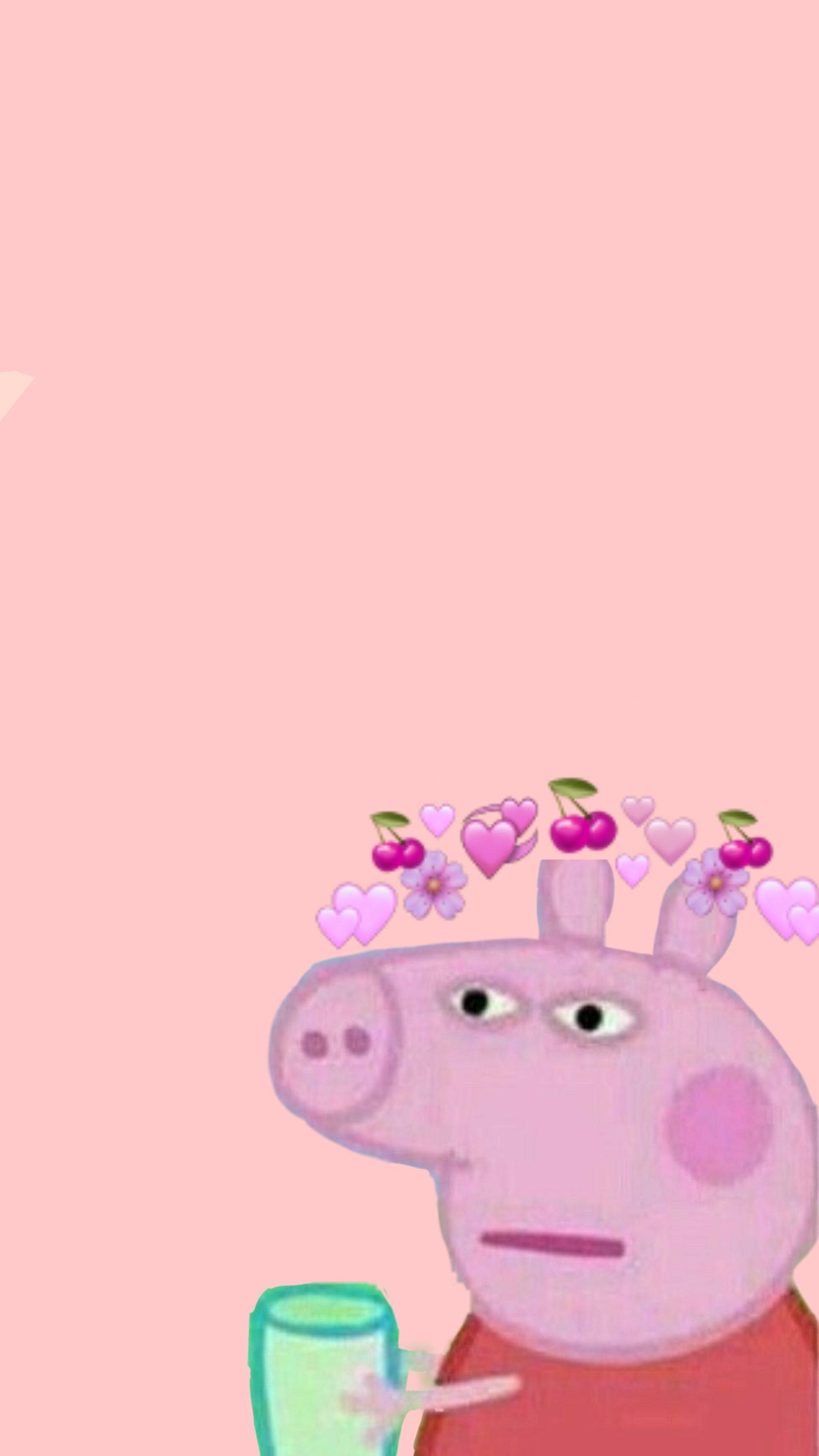 Peppa 桌布 壁紙 — Peppa Pig 拿著一個玻璃杯，杯中有櫻桃和心形圖案漂浮在她頭頂上方，背景是柔和的粉紅色。