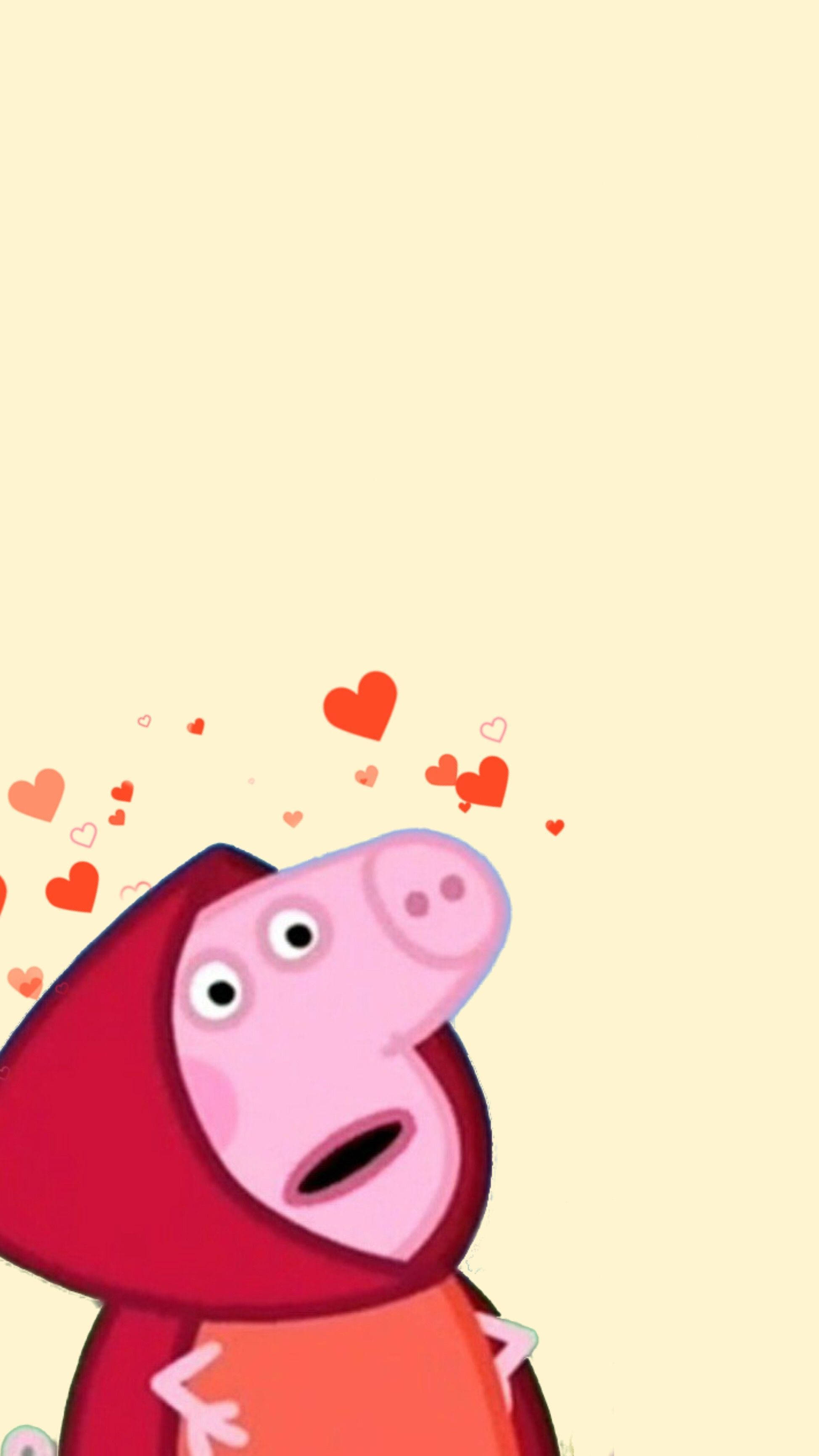 愛心 桌布 壁紙 — Peppa Pig 身穿紅色連帽衫，頭頂有漂浮的心形圖案，背景為淡黃色。