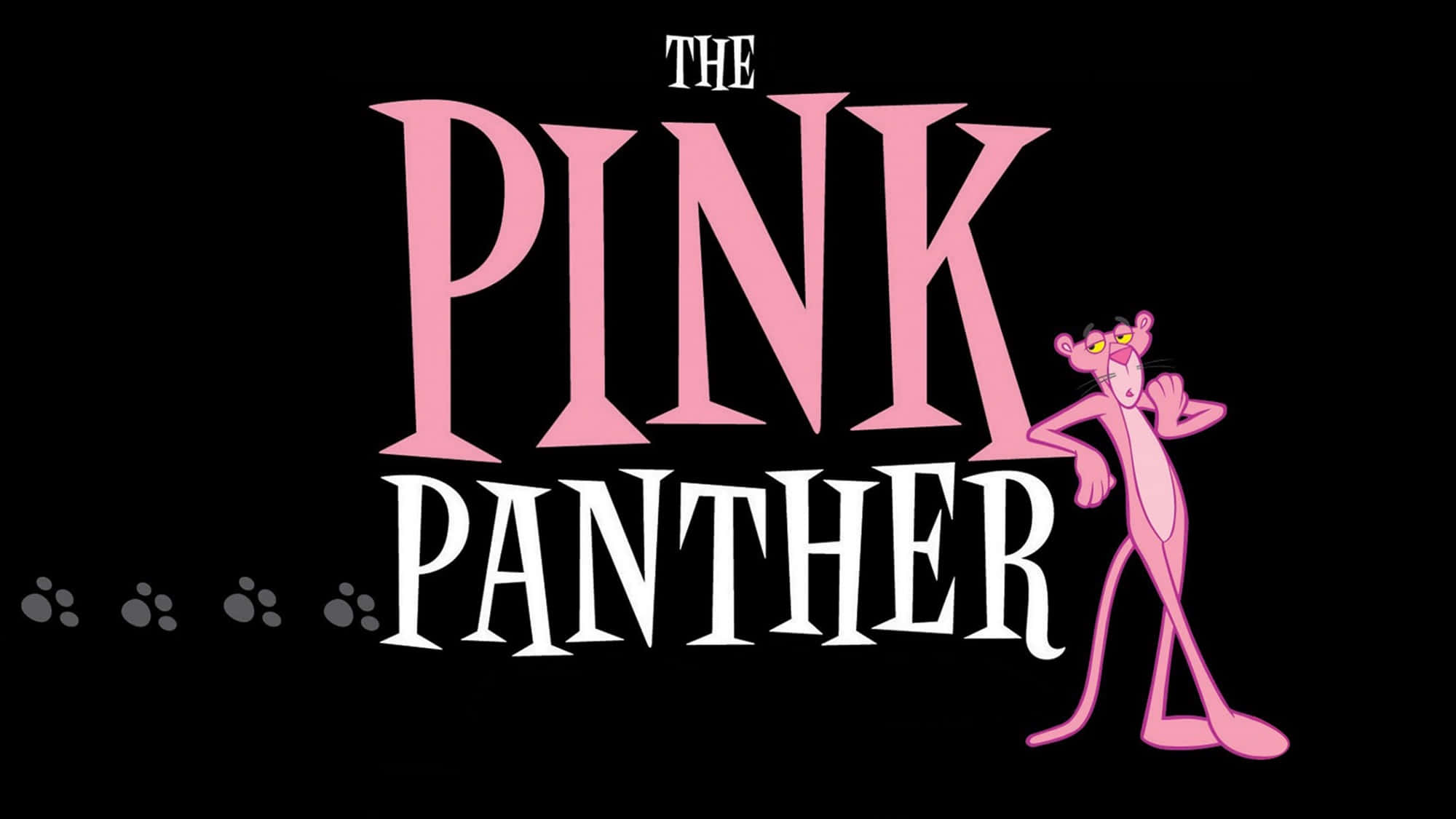 Pink Panther 桌布 壁紙 — Pink Panther 卡通角色站在黑色背景上粗體粉紅色和白色標題文字旁邊，帶有爪印。