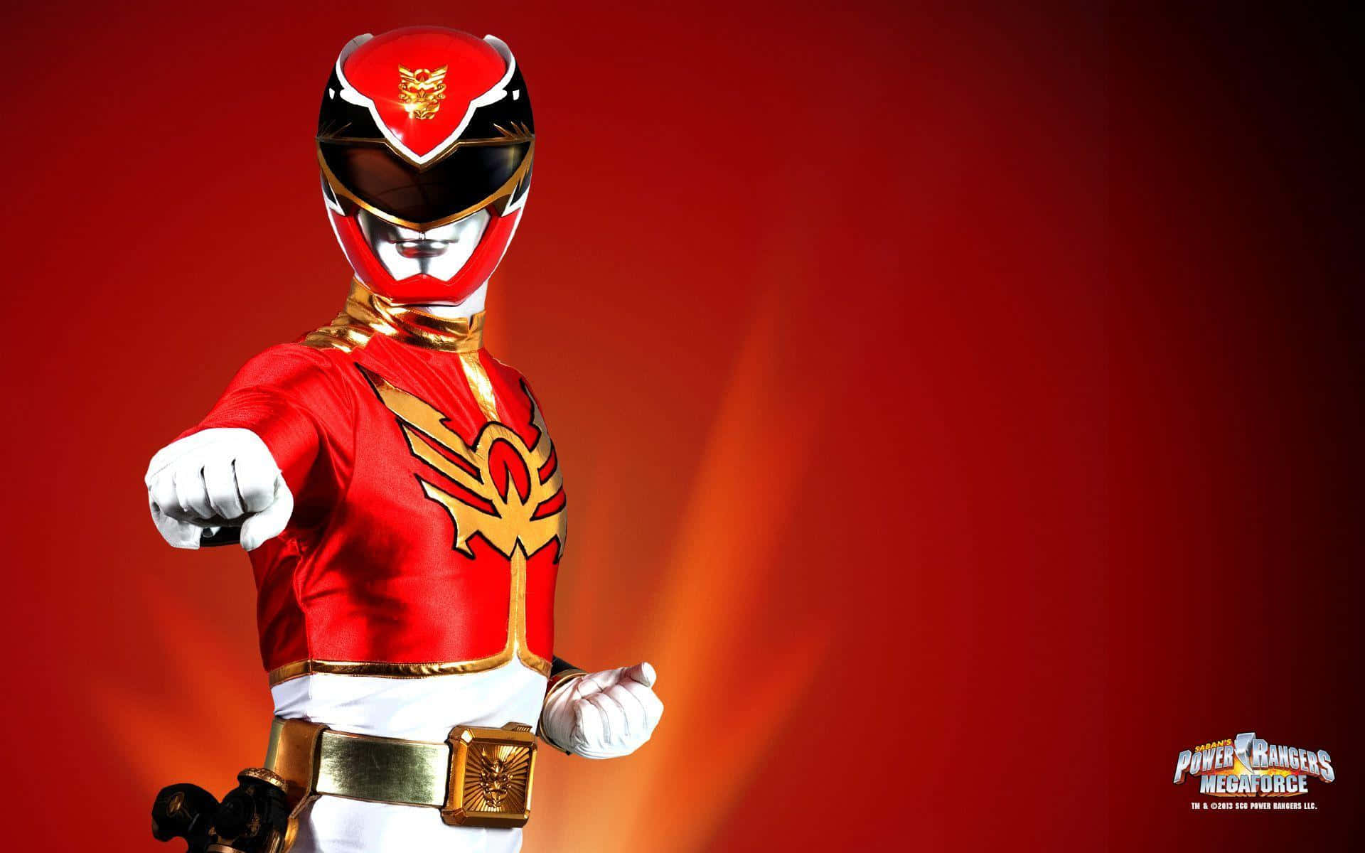  壁紙 — 紅色Power Ranger以英雄姿勢站在發光紅色漸變背景前。