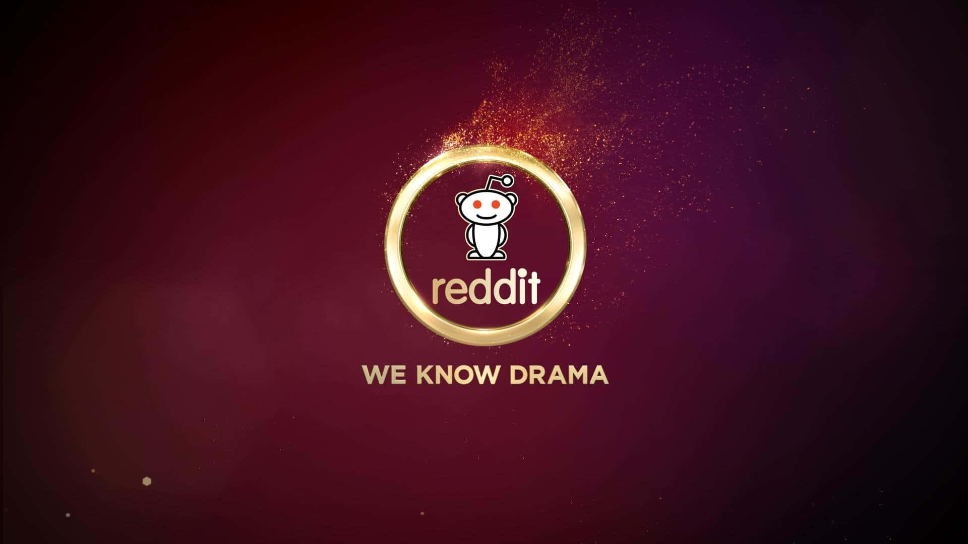 reddit 桌布 壁紙 — Reddit 標誌在深酒紅色背景上閃耀金色光芒，帶有閃爍粒子，下方有標語「WE KNOW DRAMA」。